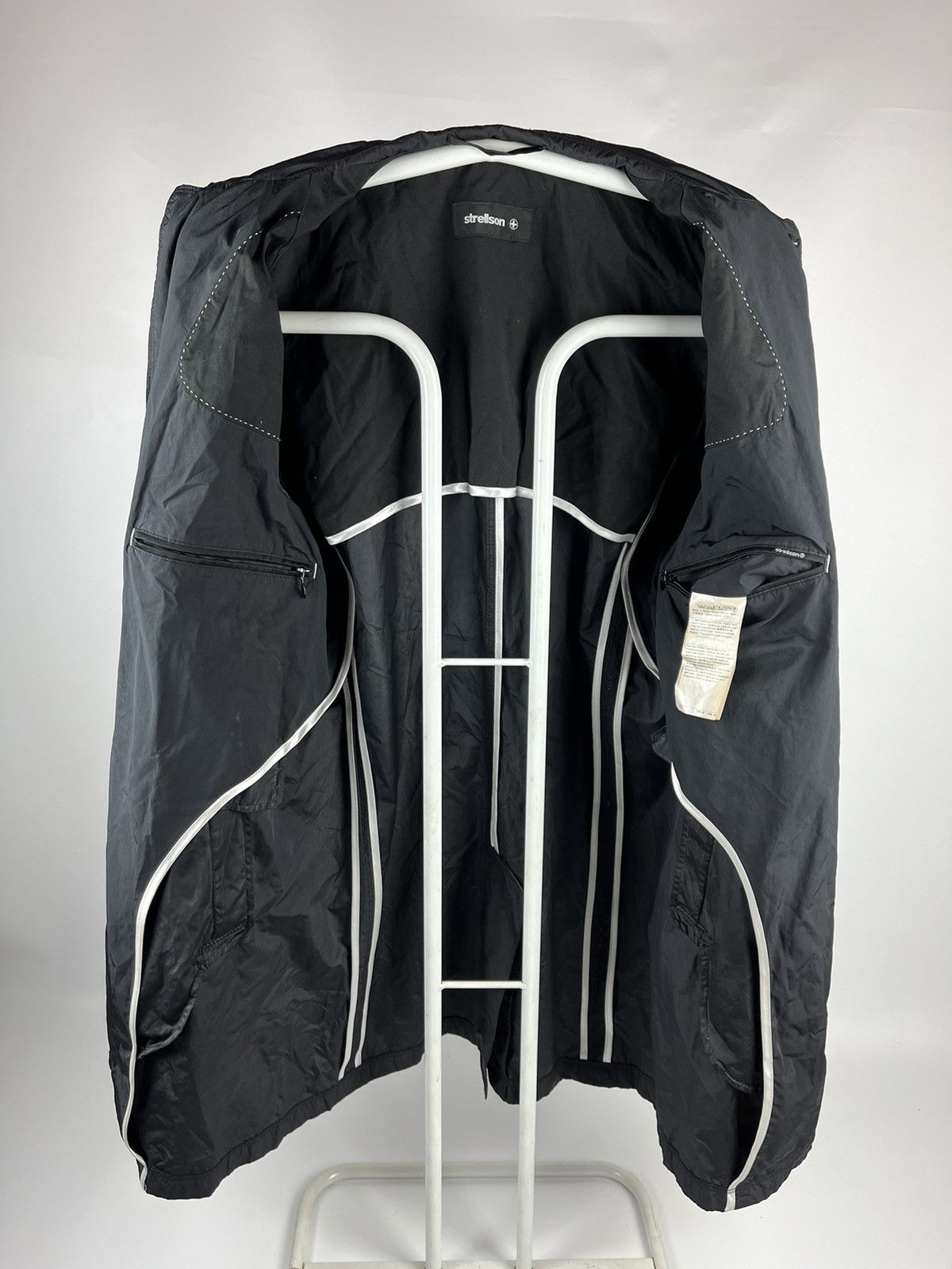 Strellson 🕵️‍♂️Strellson trench coat windbreaker light jacket size EU 48 Size US M / EU 48-50 / 2 - 4 Thumbnail