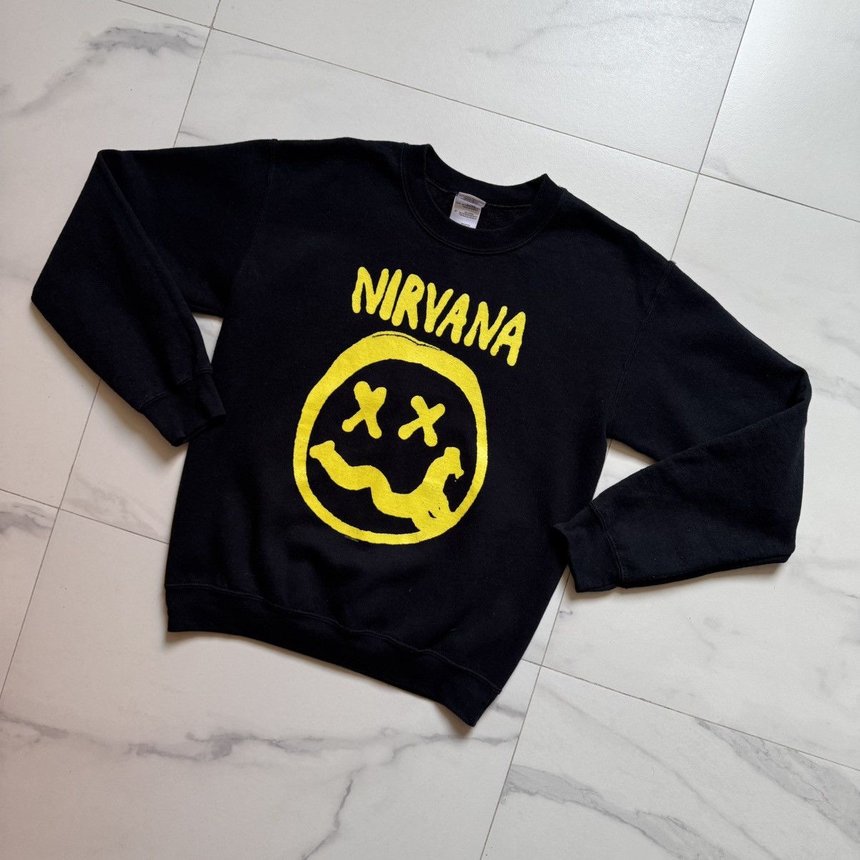 Nirvana × Vintage Vintage 2013 Nirvana Smiley Face Rare Sweatshirt Size US S / EU 44-46 / 1 - 3 Thumbnail