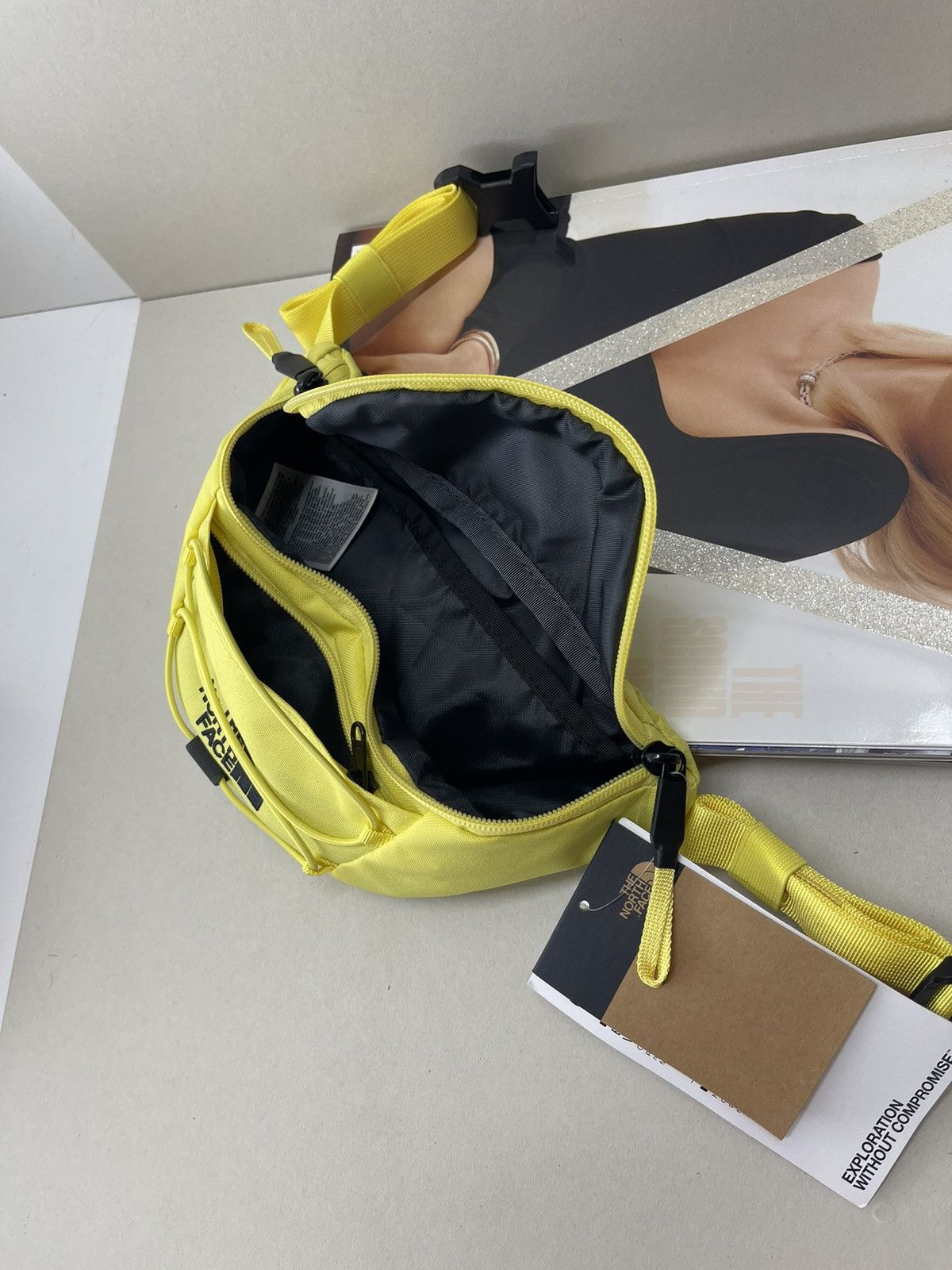 The North Face (new+tag) The North Face belt bag / sling pack yellow Size ONE SIZE - 3 Thumbnail