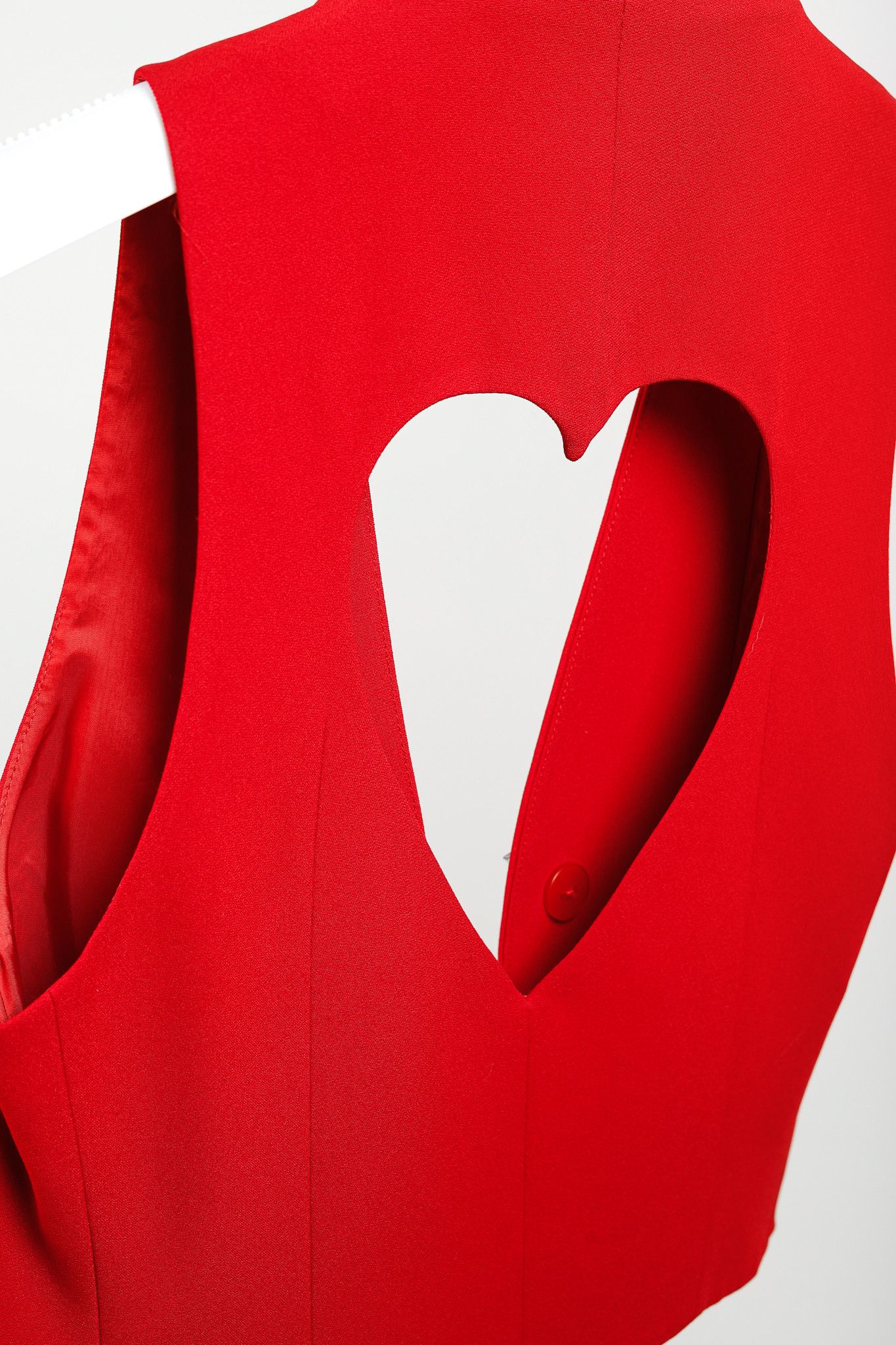Moschino Moschino Cheap and Chic Xs & Os Heart Cut-Out Red Vest Size M / US 6-8 / IT 42-44 - 9 Thumbnail