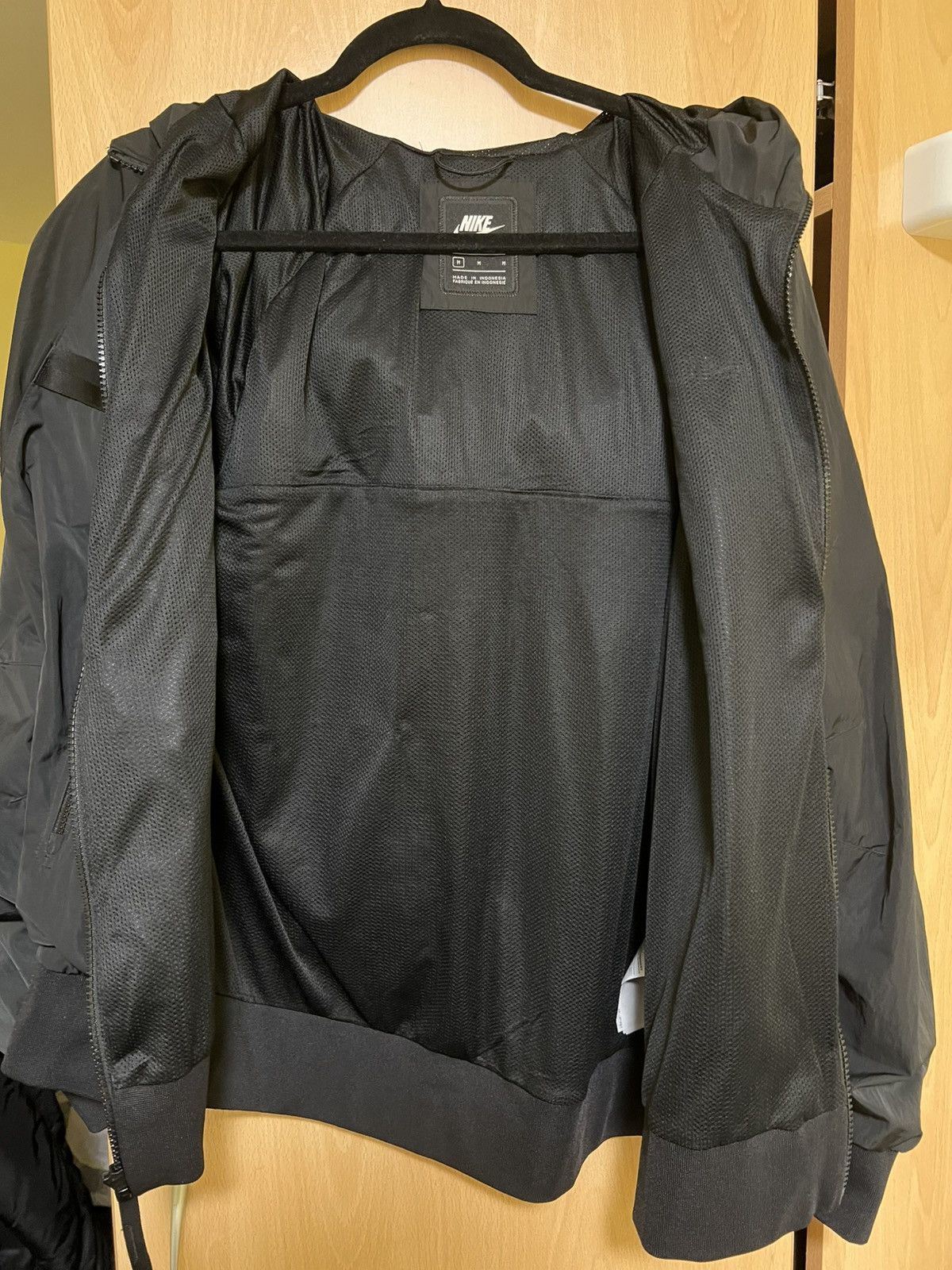 Nike Triple Black Nike Windrunner HD Hooded Jacket(M) Size US M / EU 48-50 / 2 - 3 Thumbnail
