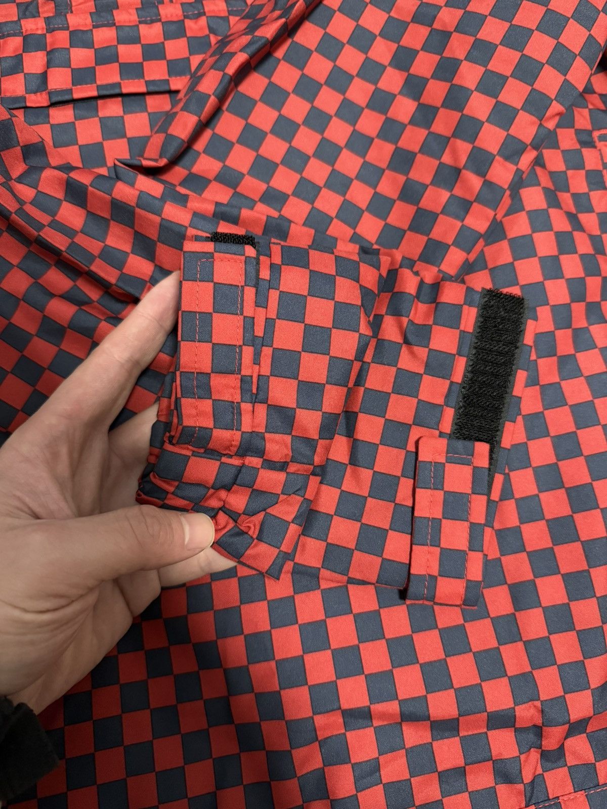 Supreme × The North Face Supreme the north face tnf red checkered pullover jacket Size US M / EU 48-50 / 2 - 7 Thumbnail