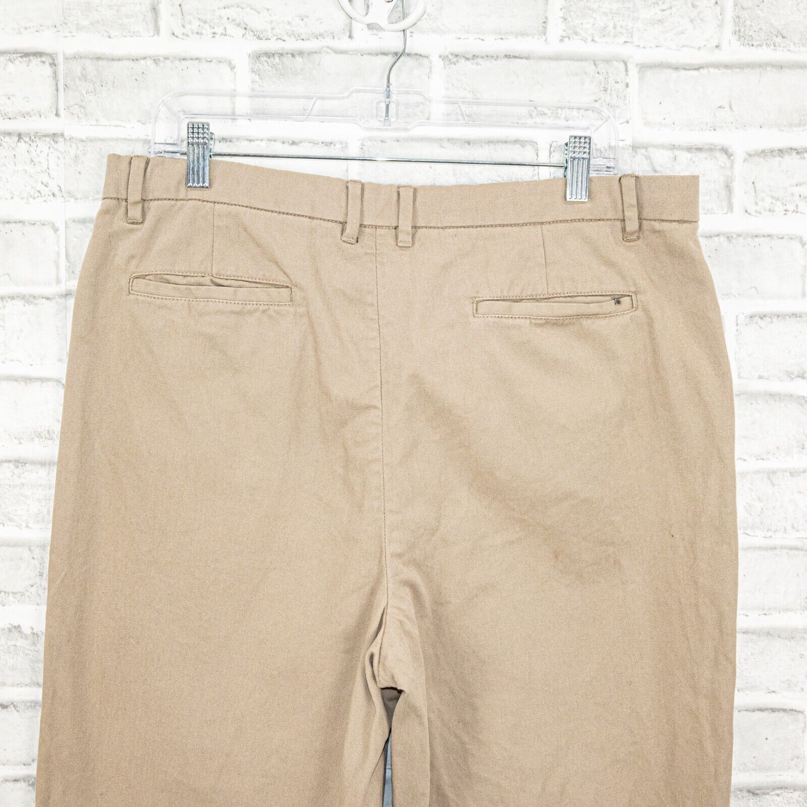 Allsaints ALL SAINTS Men's Muro Cropped Tappered Chino Pants in Khaki Size US 33 - 6 Thumbnail