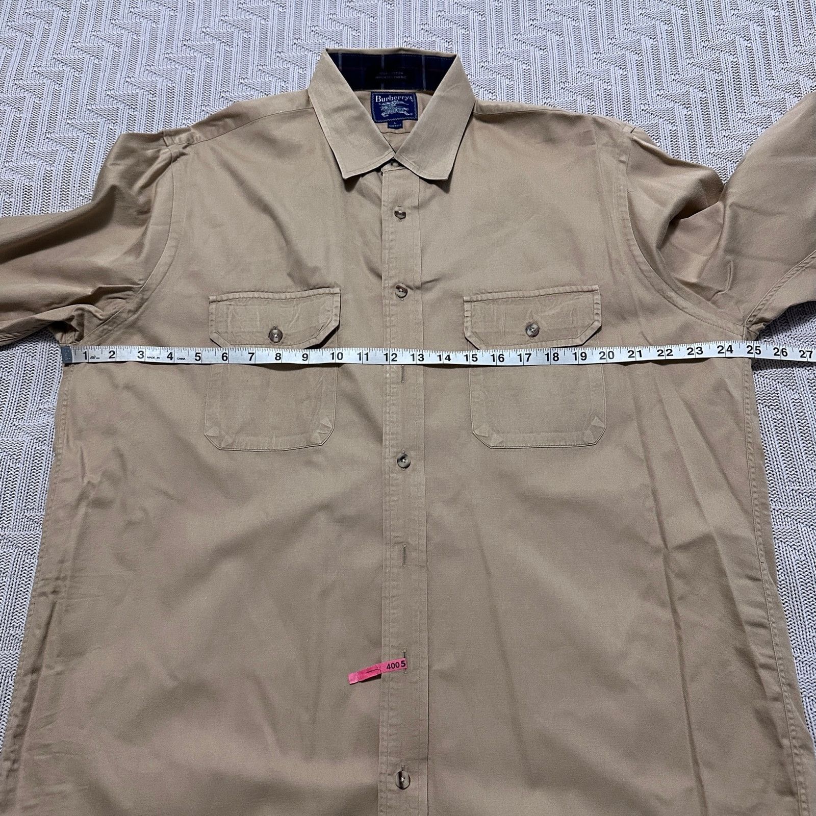 Burberry Vintage Burberry classic tan button down size L Size US L / EU 52-54 / 3 - 6 Thumbnail