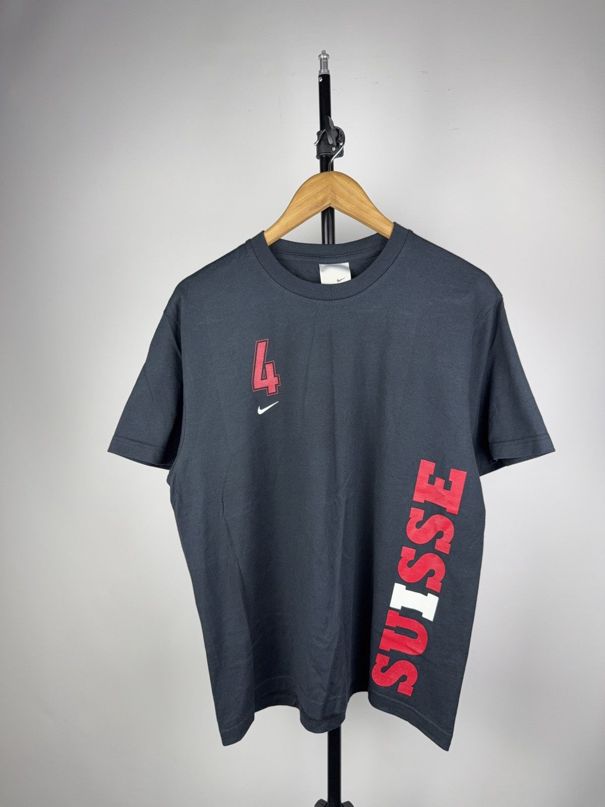 Nike Vintage 00s Retro Nike Philippe Senderos 4 Suisse tee shirt Size US L / EU 52-54 / 3 - 2 Thumbnail