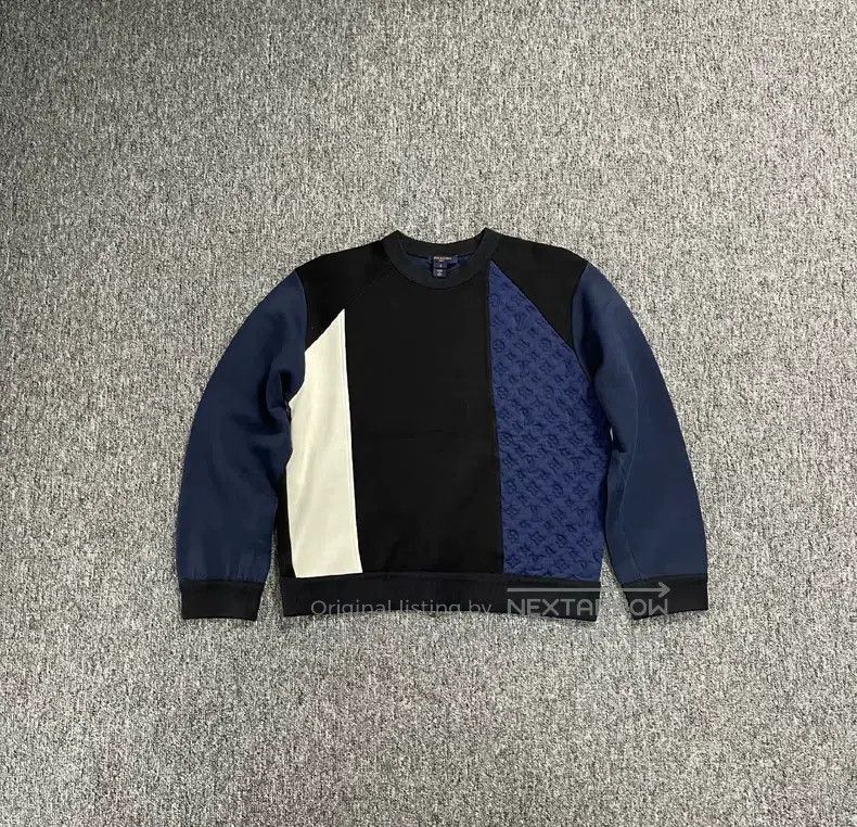 Louis Vuitton Color-matching sweatshirt