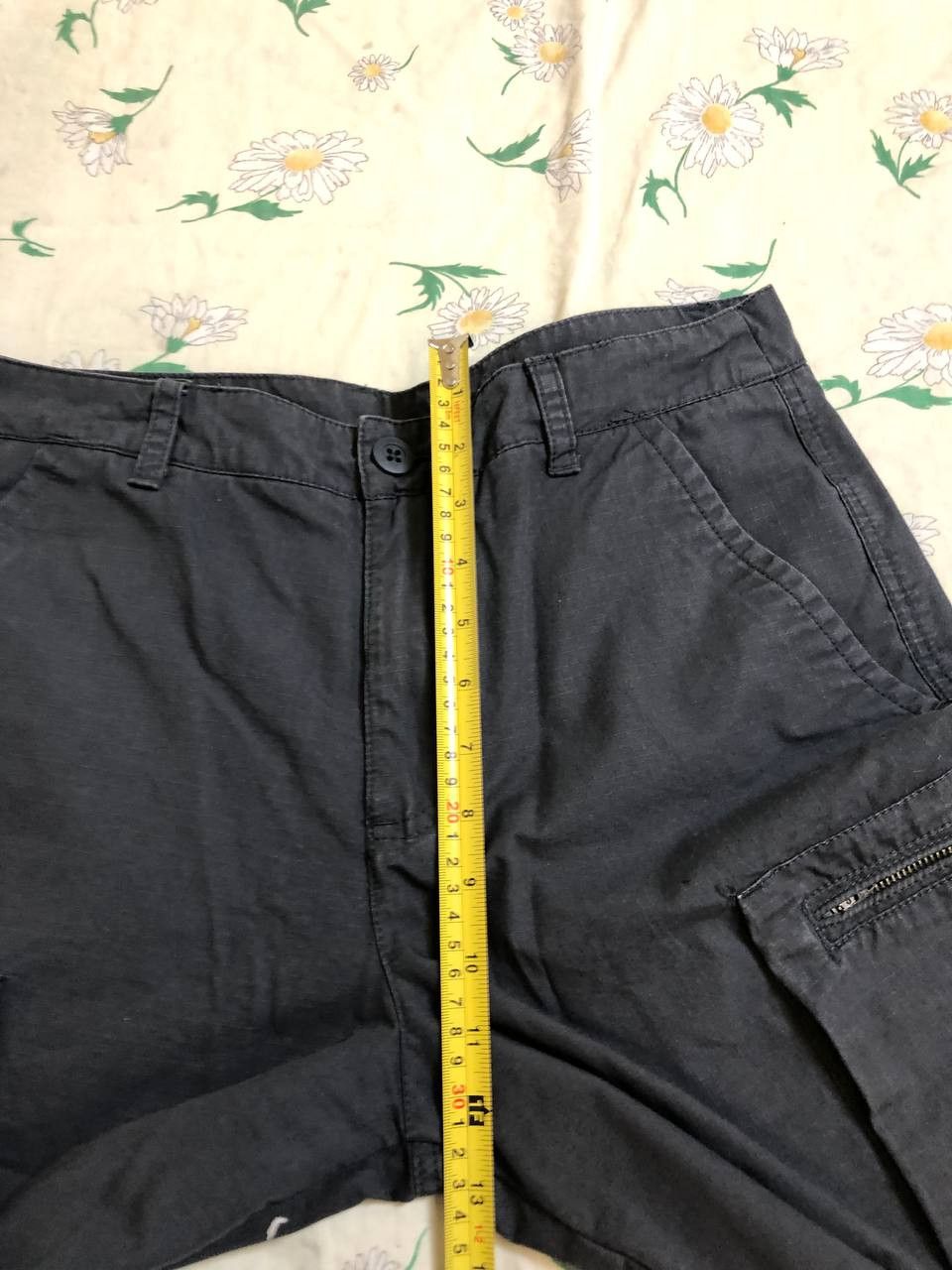 Nike Nike Cargo Board Shorts Summer Y2K Dual Pockets Vintage Size US 30 / EU 46 - 8 Thumbnail