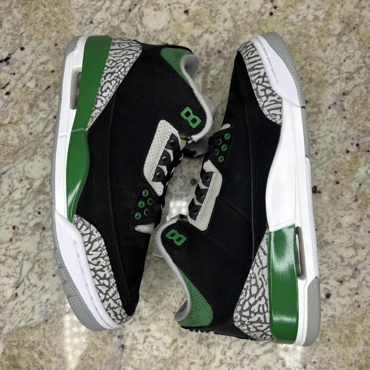 Jordan Brand Size 8 - Jordan 3 Retro Pine Green CLEAN No Box Size US 8 / EU 41 - 14 Thumbnail