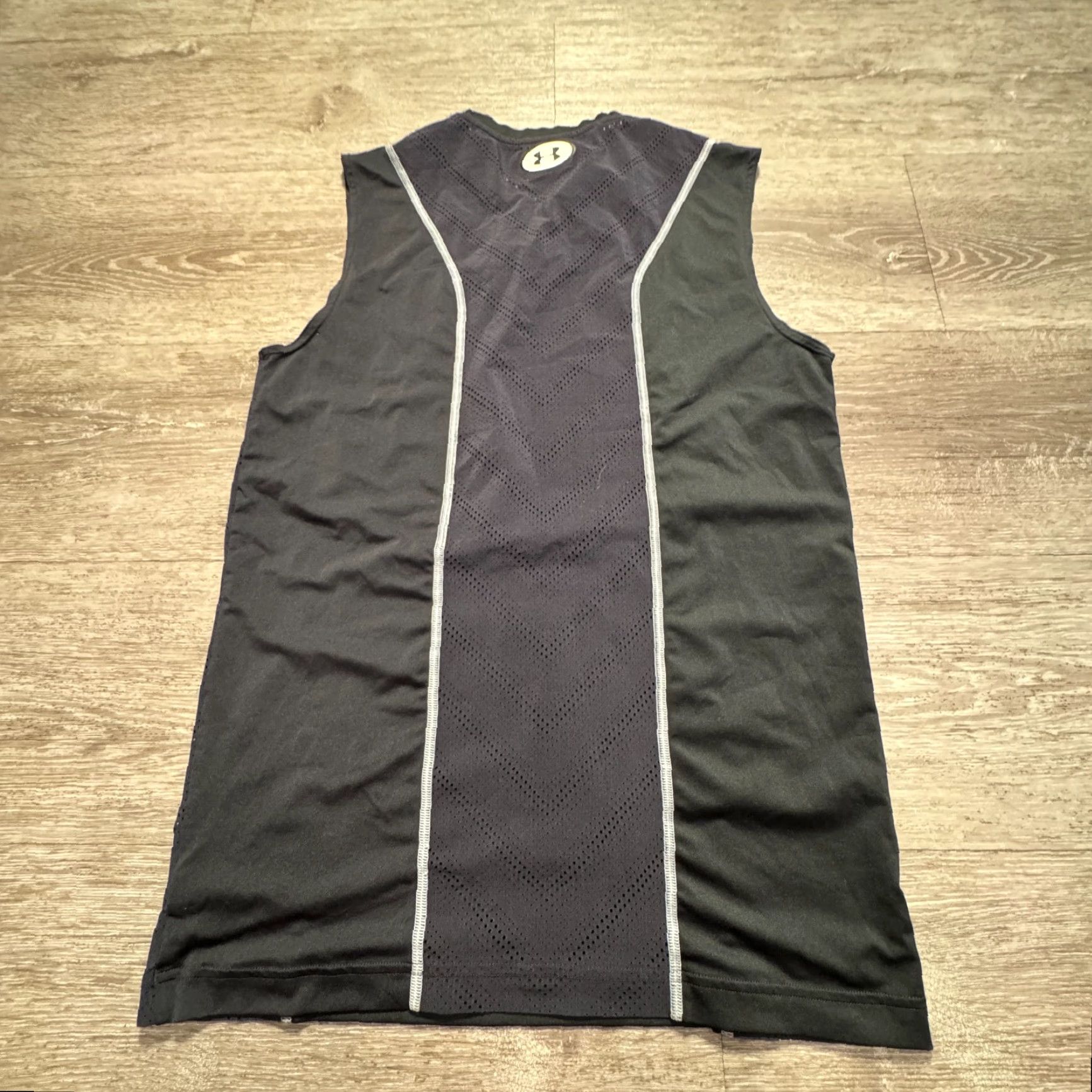 Under Armour Under Armour Shirt Mens Small Black Tank Top Fitted Logo Performance Workout Size US S / EU 44-46 / 1 - 4 Thumbnail