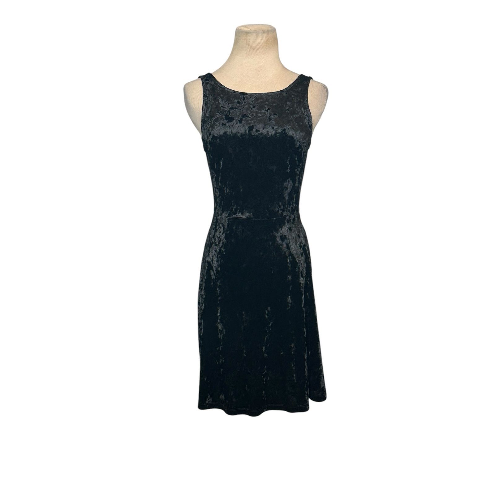 H&M H&M Divided black velvet deep V back mini party dress size 4 Size S / US 4 / IT 40 - 7 Thumbnail