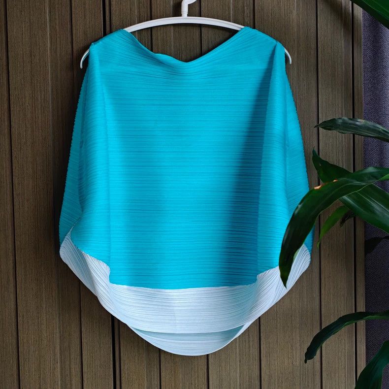 Issey Miyake Issey Miyake size:3 Blue balloon pleated top Size S / US 4 / IT 40 - 1 Thumbnail