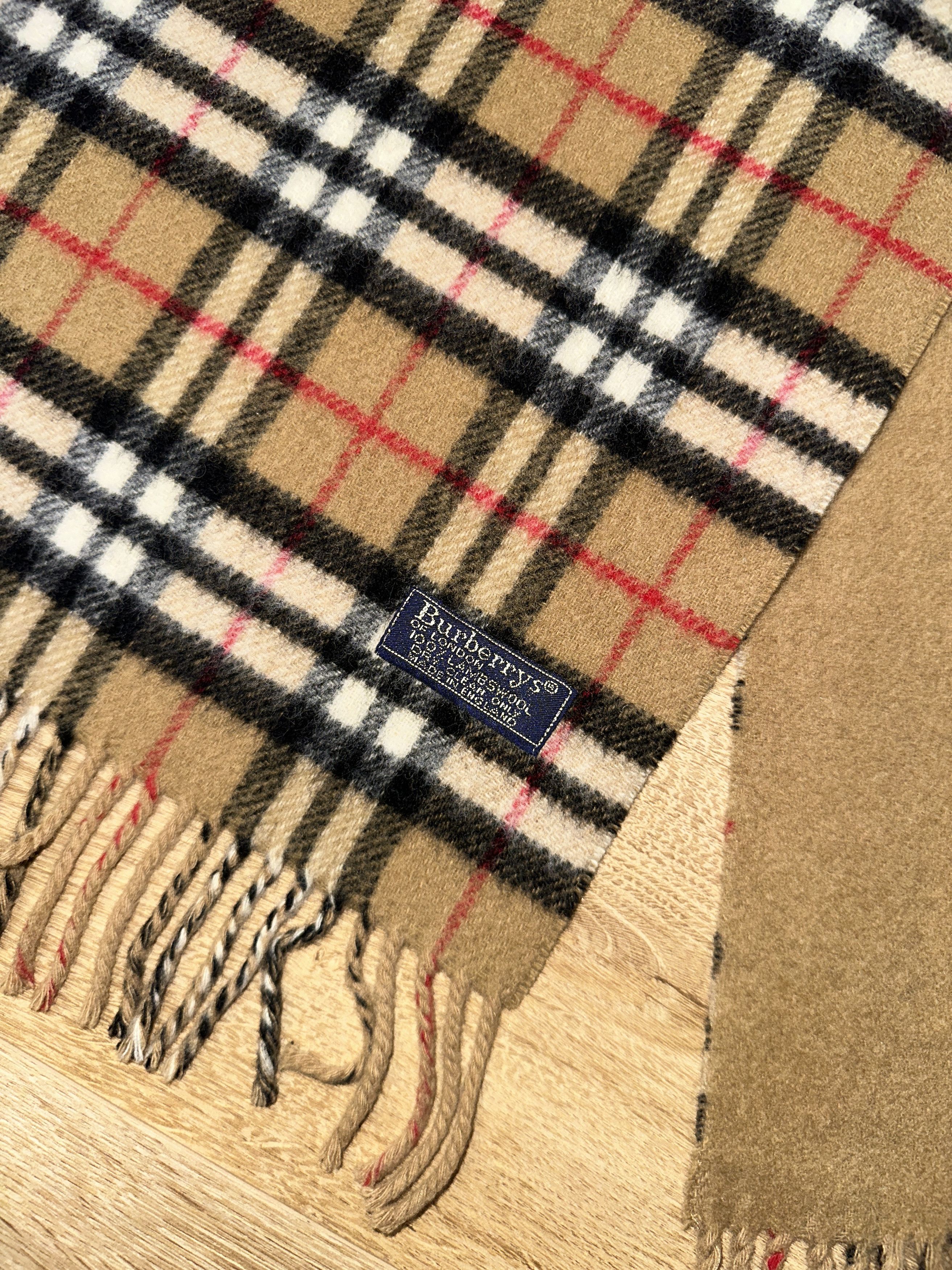 Iconic Vintage Burberrys Reversible Check Scarf 150x28cm