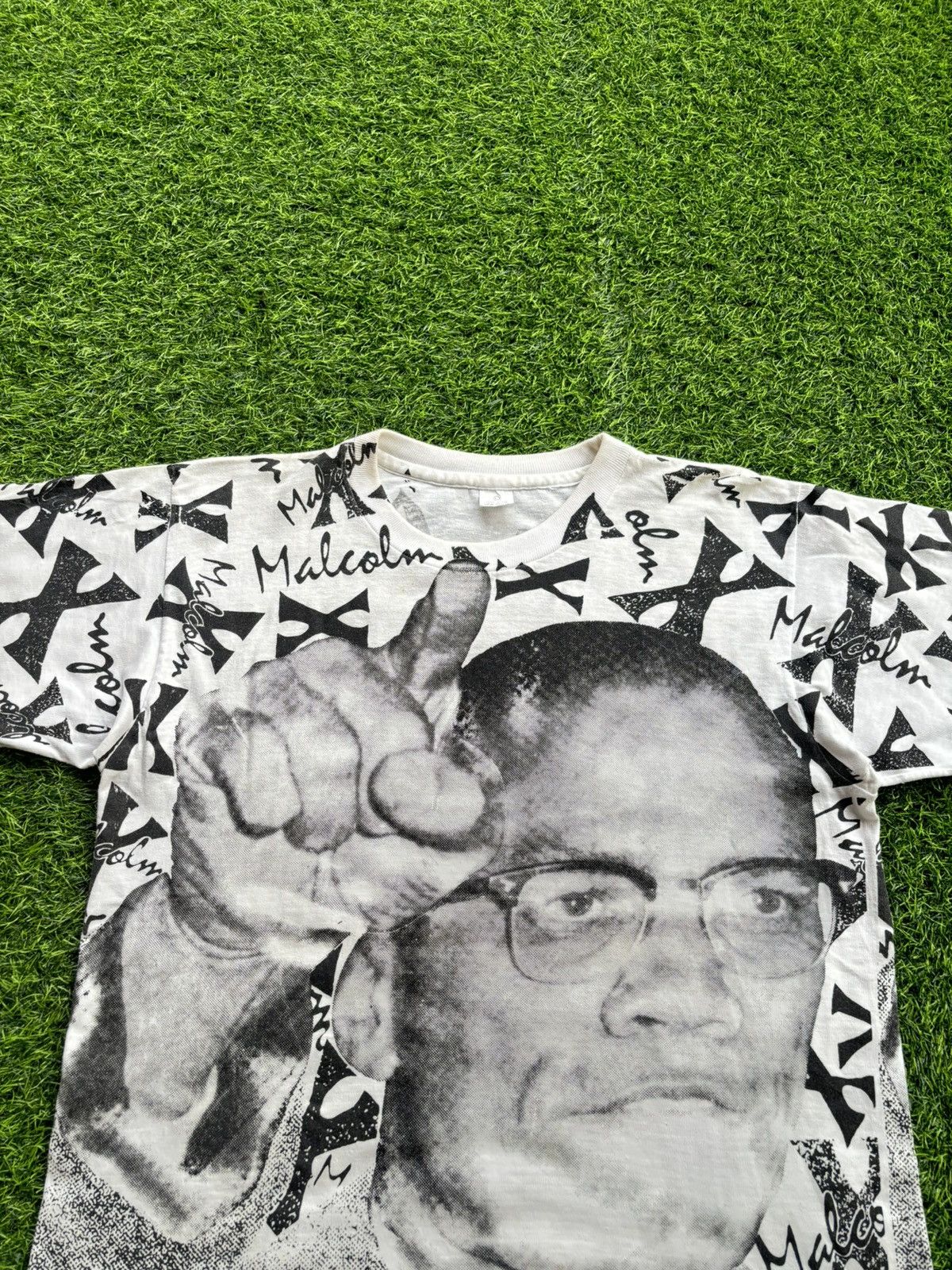 Band Tees Vintage 90's Malcom X All over Print Tshirt Size US L / EU 52-54 / 3 - 3 Thumbnail
