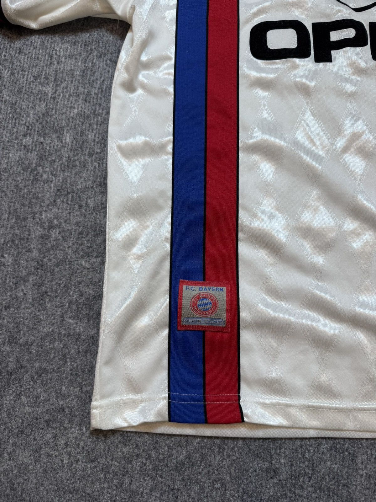 Adidas Vintage jersey Adidas Bayern Munich rare 1996-97’s football Size US S / EU 44-46 / 1 - 3 Thumbnail
