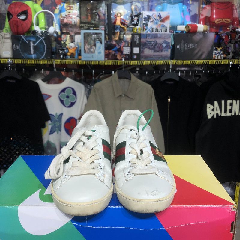 Gucci Gucci Ace Low-Top Sneakers with Bee -2508 Size US 5.5 / IT 35.5 - 2 Thumbnail