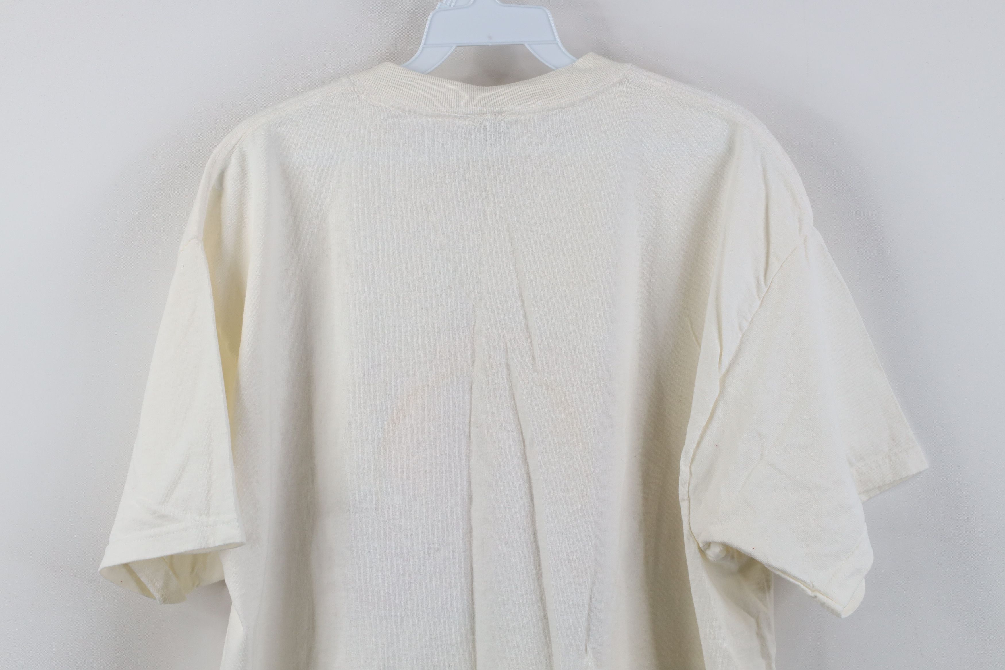 Vintage Vintage 90s Ohio State University Basketball T-Shirt Cream Size US XL / EU 56 / 4 - 12 Thumbnail