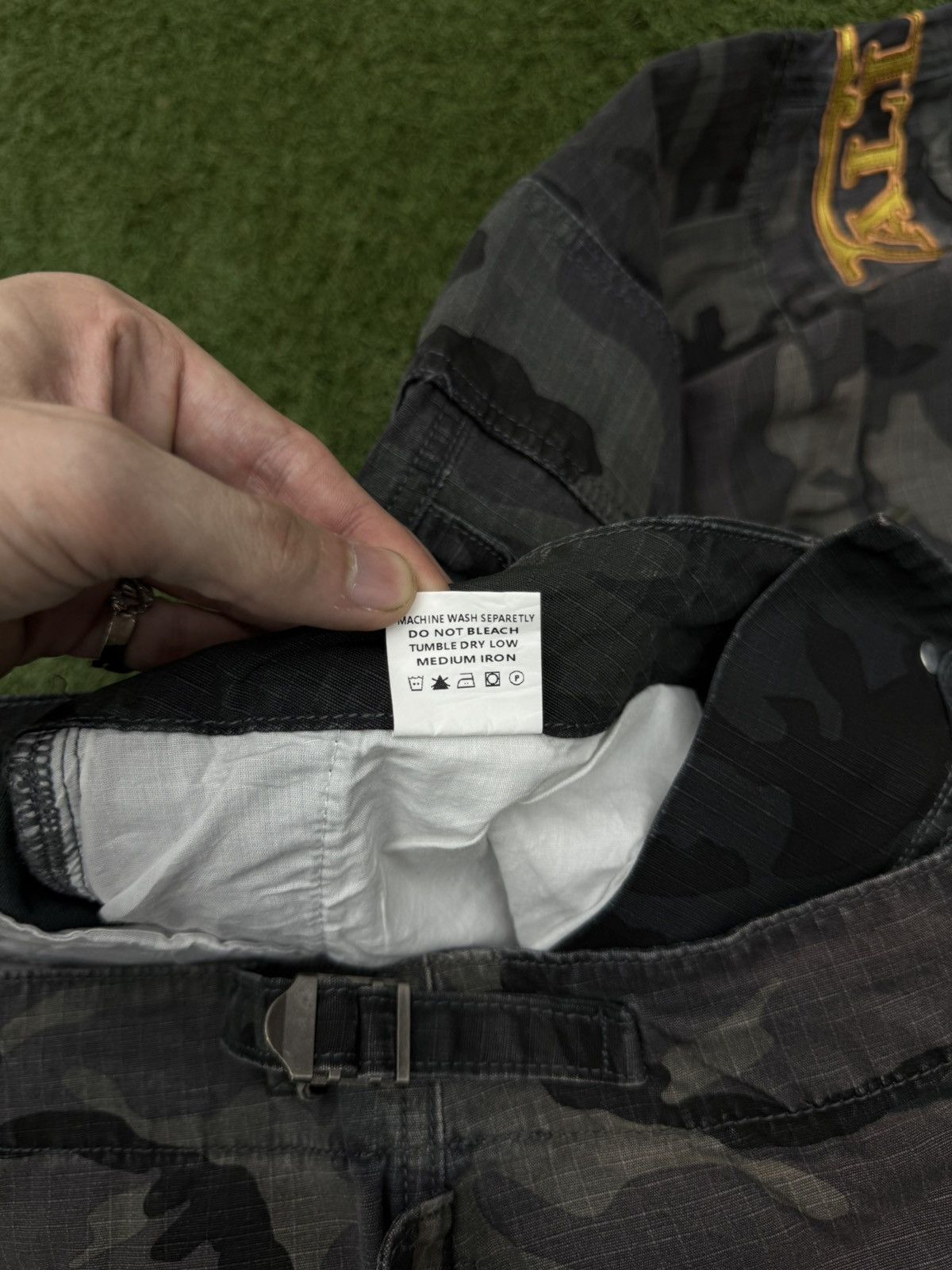 Vale Vale VA-1 Black Camo Cargo Sweatpants Size (38) NEW Size US 38 / EU 54 - 11 Thumbnail