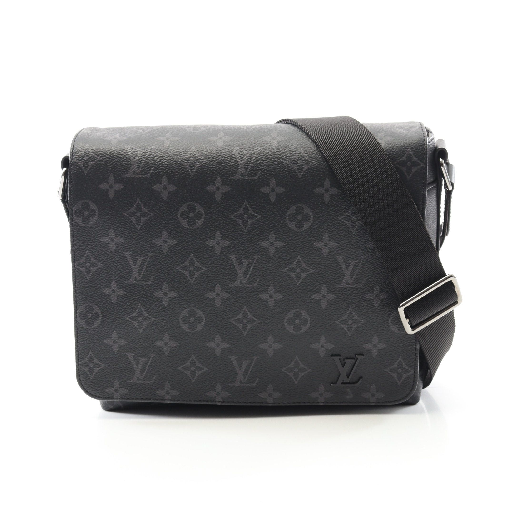 Louis Vuitton Louis Vuitton District Pm Monogram Eclipse Shoulder Bag Leather Black Size ONE SIZE - 1 Thumbnail