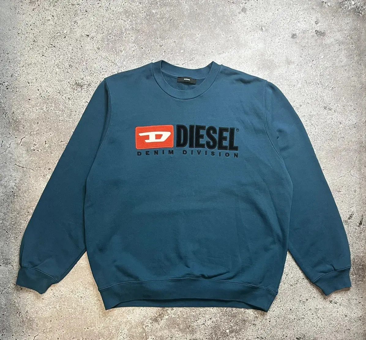 Diesel Diesel Vintage Big Logo Sweatshirt Size US L / EU 52-54 / 3 - 1 Thumbnail