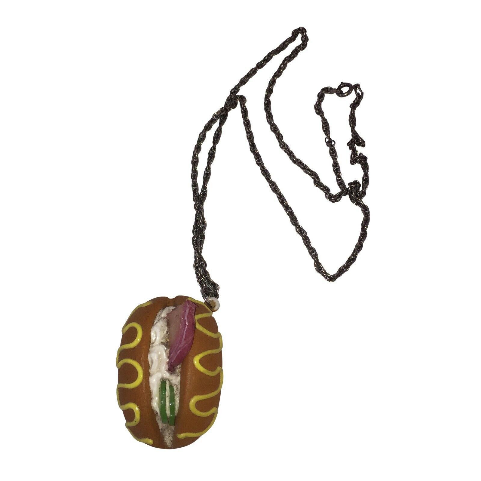 Designer Vintage Dessert Bun Croissant Charm Necklace Size ONE SIZE - 2 Thumbnail