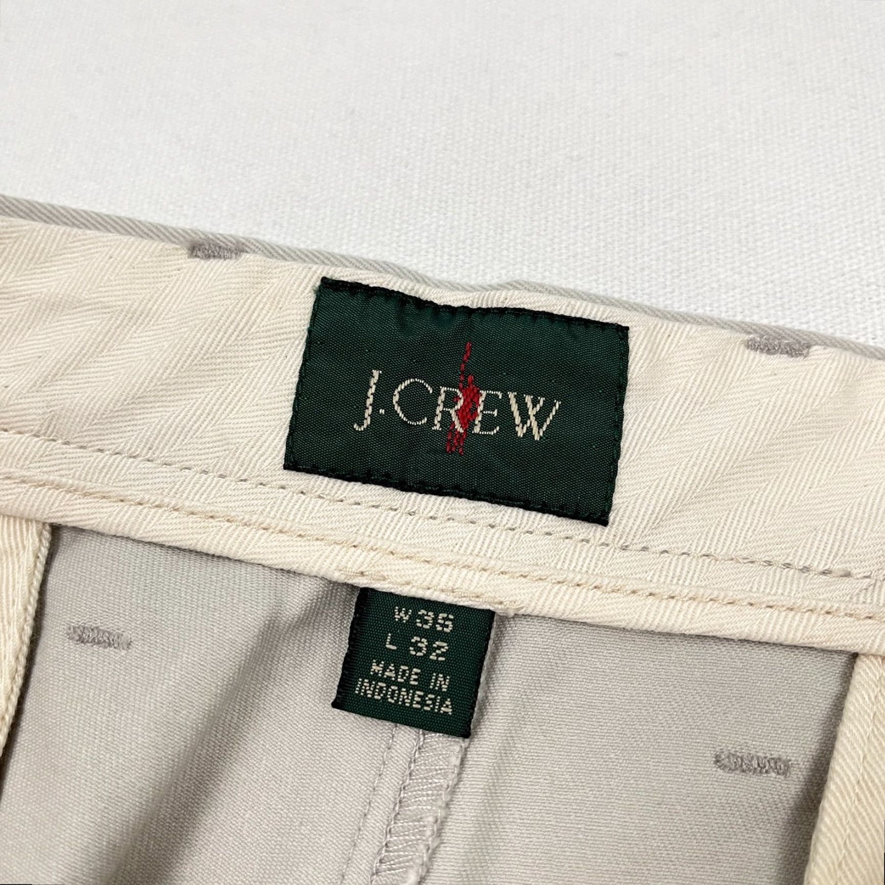 J.Crew J. Crew Oarsman Chino Pants Mens 35 x 27 Beige Straight 5-Pocket Flat Front Regular Size US 35 - 2 Thumbnail