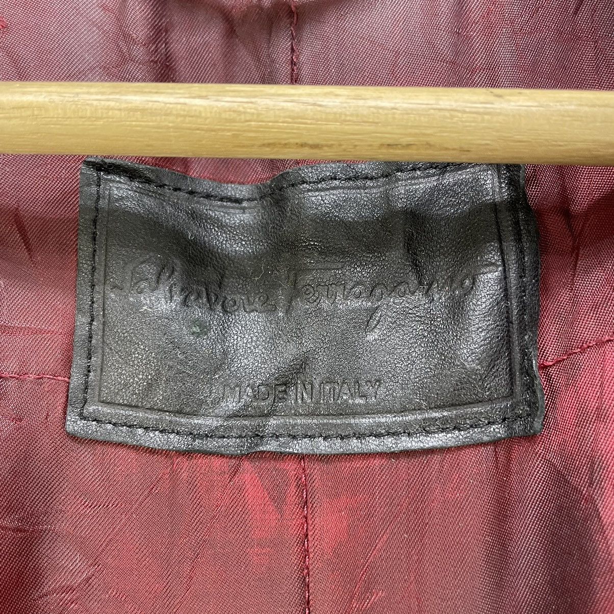 Salvatore Ferragamo × Vintage Salvatore Feragamo Made In Italy Waxed Jacket Size US M / EU 48-50 / 2 - 9 Thumbnail