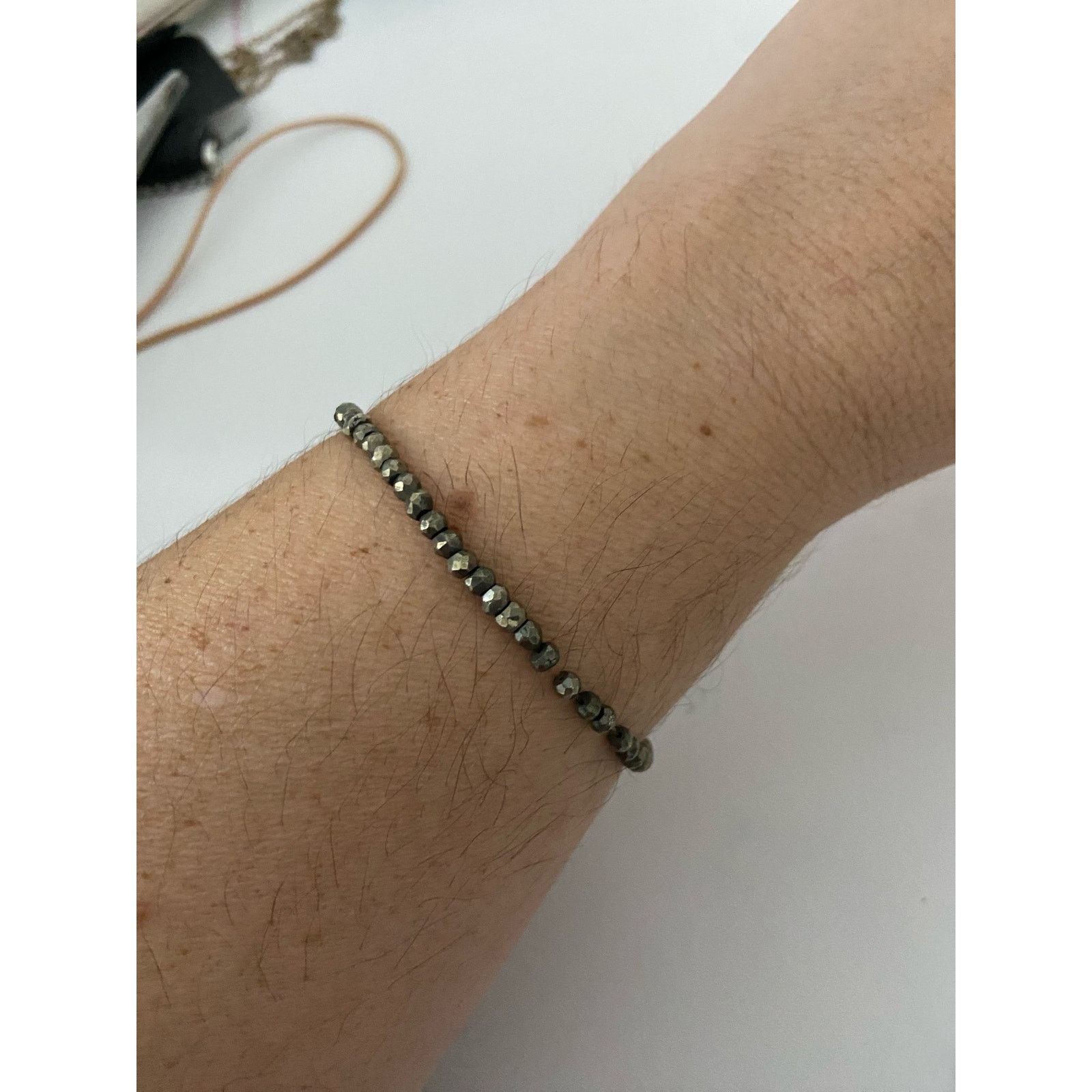 Vintage Vintage shimmery dark gray glass bead bracelet m Size ONE SIZE - 1 Thumbnail
