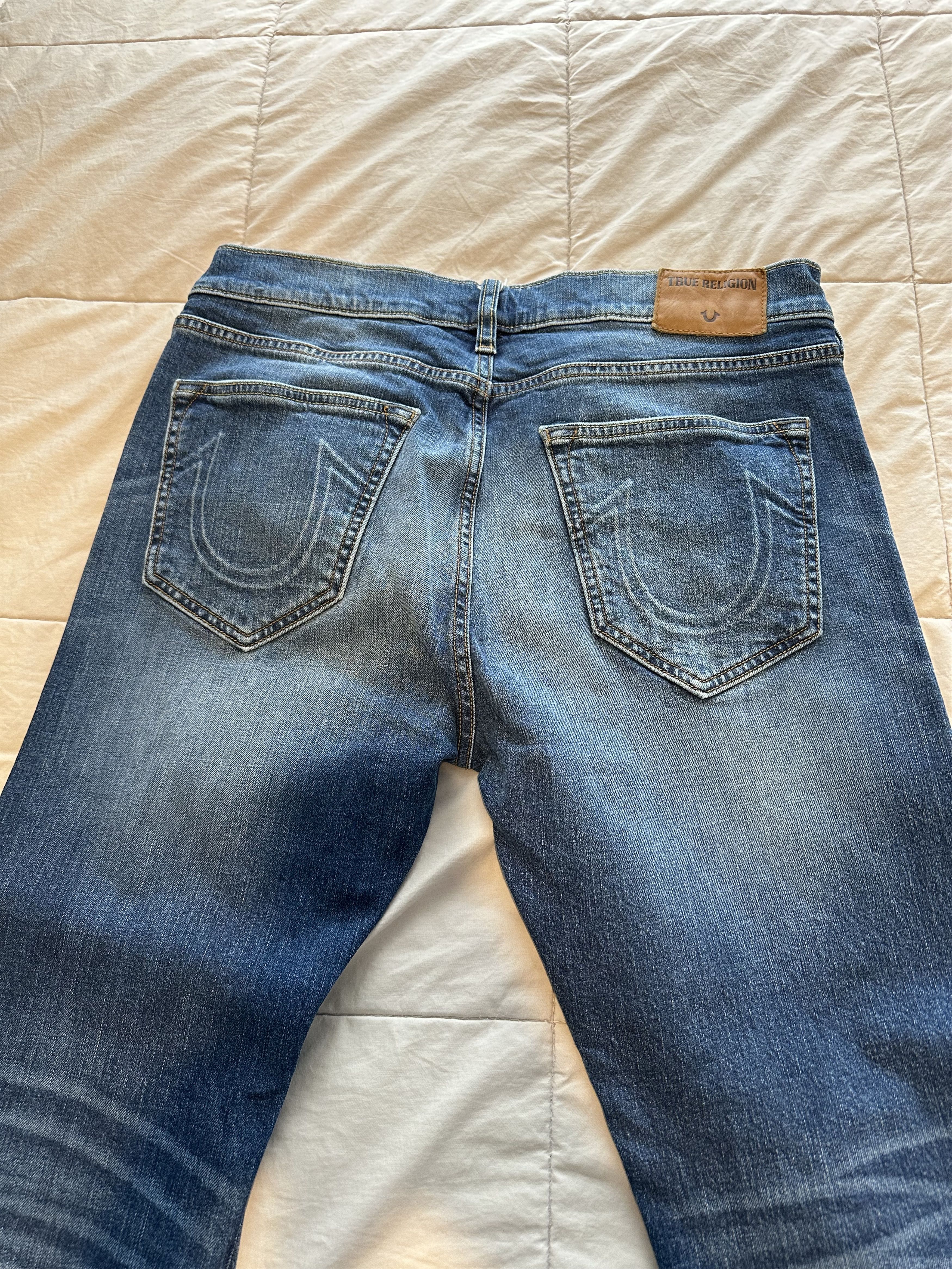 True Religion True Religion Relaxed Skinny Jeans Size US 33 - 1 Thumbnail