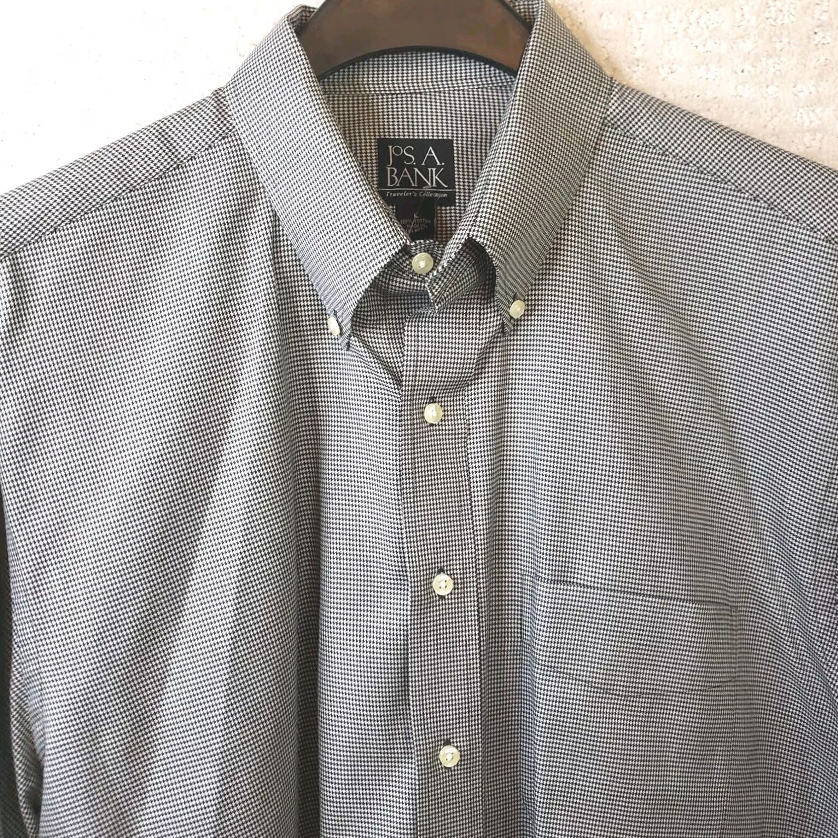Jos. A. Bank Jos A Bank Mens L Grey Herringbone Dress Shirt 100% Cotton Traveler’s Collection Size 42R - 3 Thumbnail