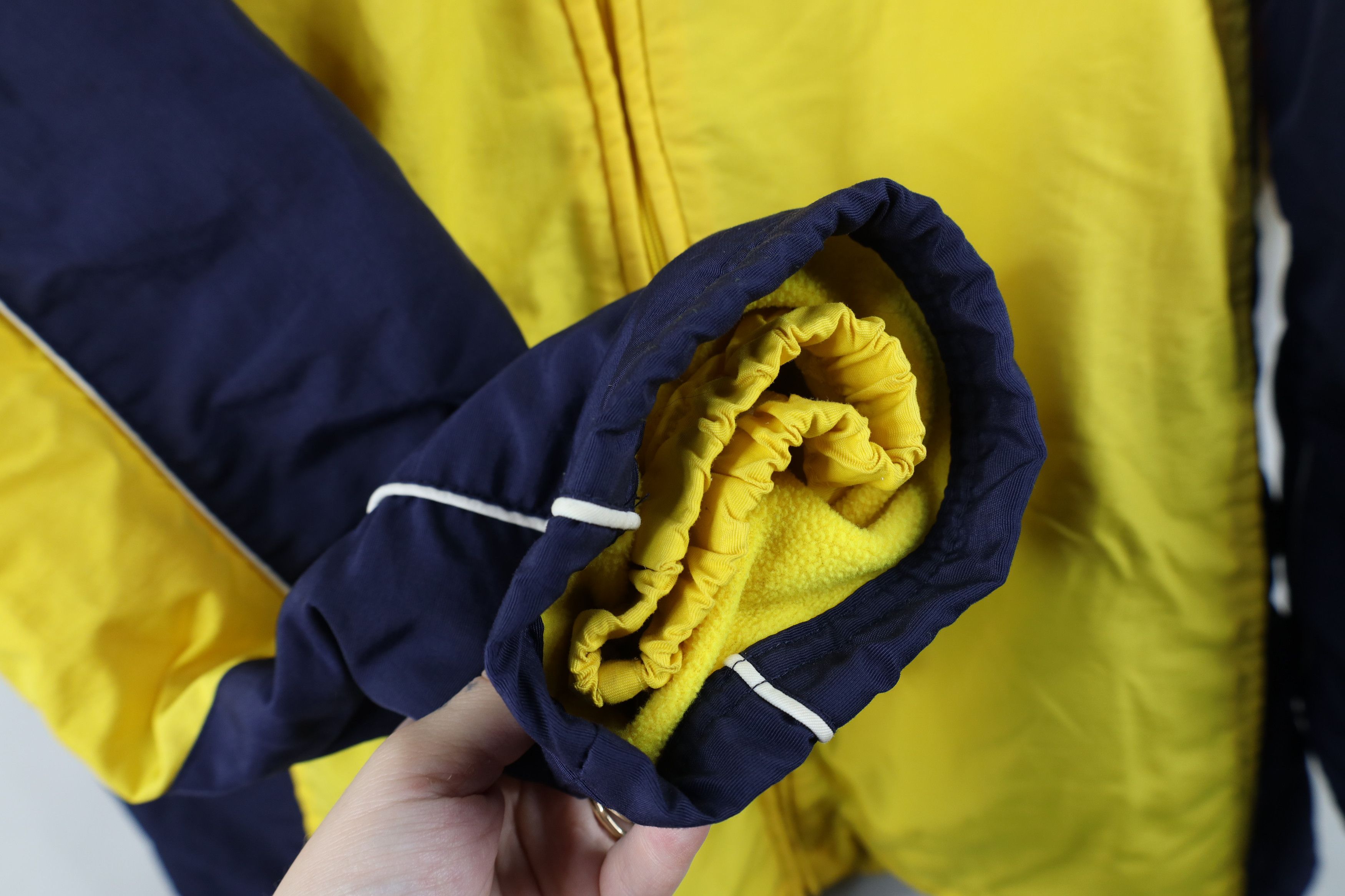 Vintage Vintage Fleece Lined University of Michigan Hooded Jacket Size US L / EU 52-54 / 3 - 8 Thumbnail
