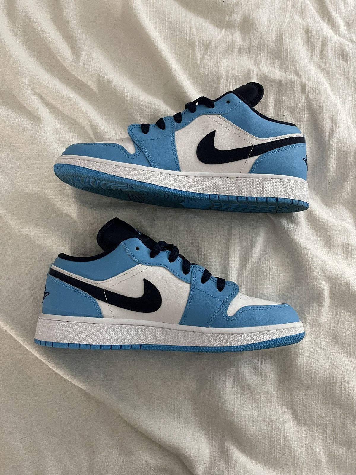 Jordan 1 Low UNC