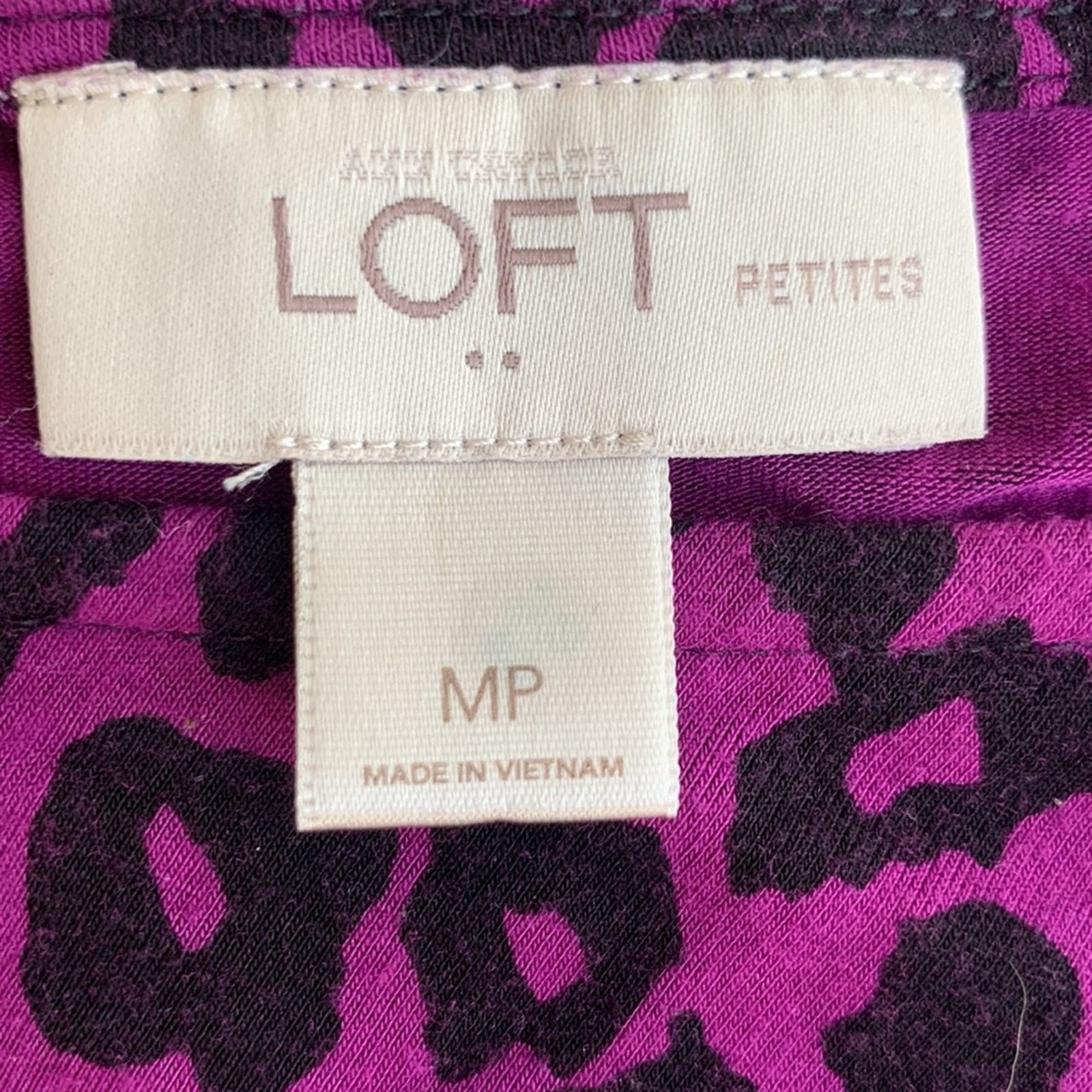Loft Loft purple leopard print bodycon stretch knit dress Size M / US 6-8 / IT 42-44 - 7 Thumbnail