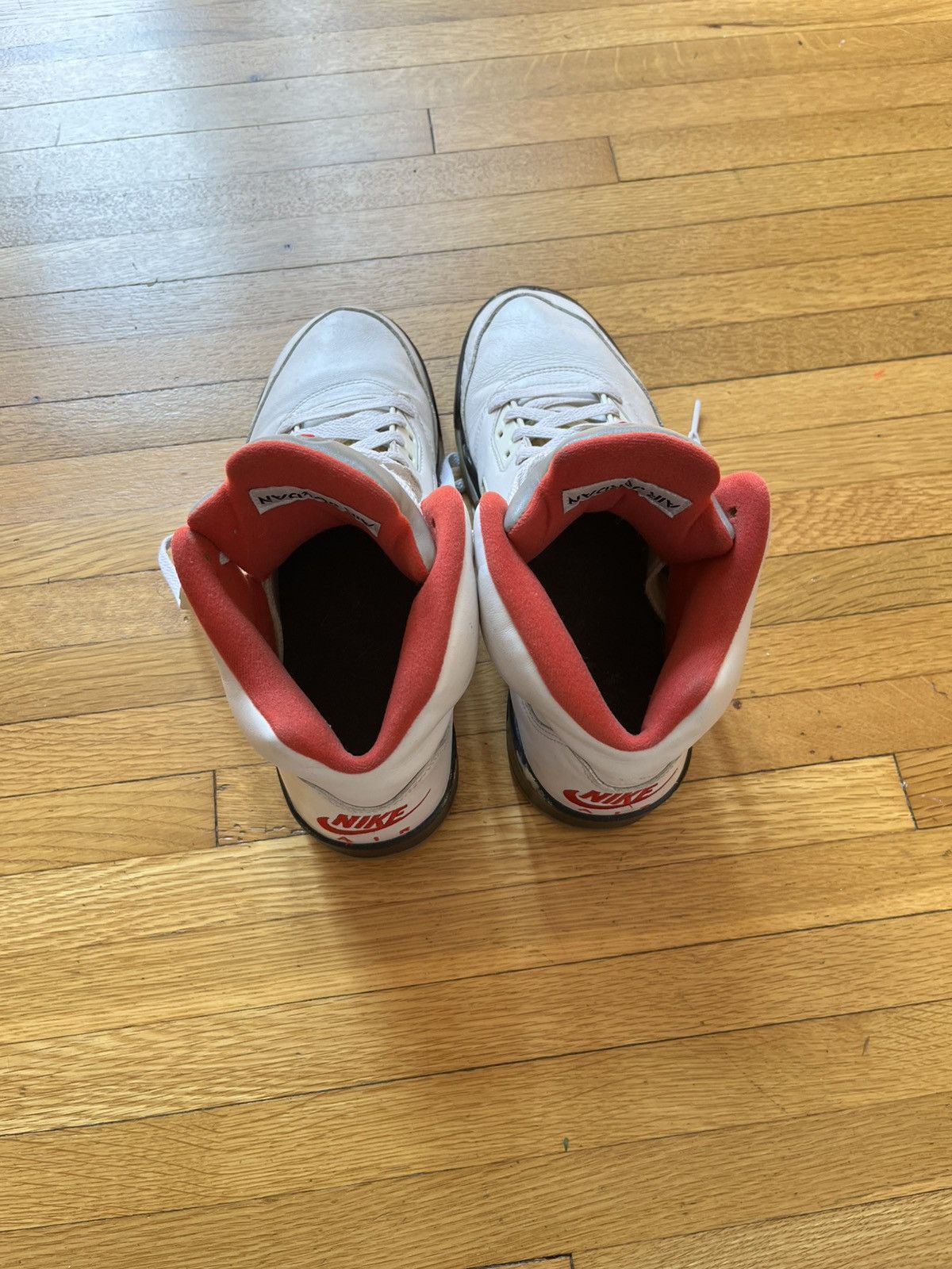 Jordan Brand Jordan 5 Fire Red High Top Size US 10.5 / EU 43-44 - 5 Thumbnail