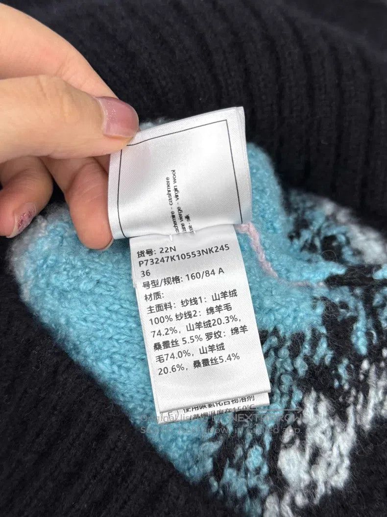Chanel Chanel Ski series cashmere sweater Size XS / US 0-2 / IT 36-38 - 6 Thumbnail