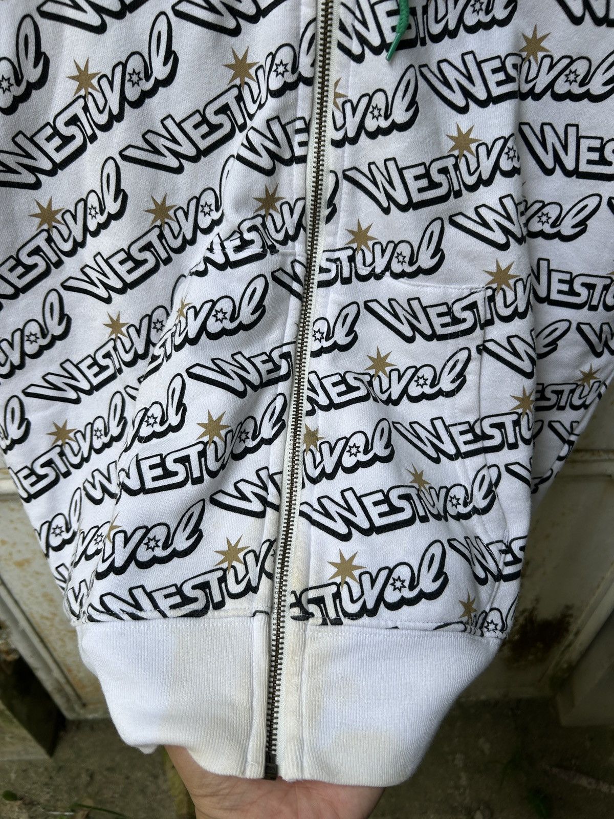 Vintage WEST LIVE TOUR 2018 WESTIVAL HOODIE OVP Size US M / EU 48-50 / 2 - 4 Thumbnail