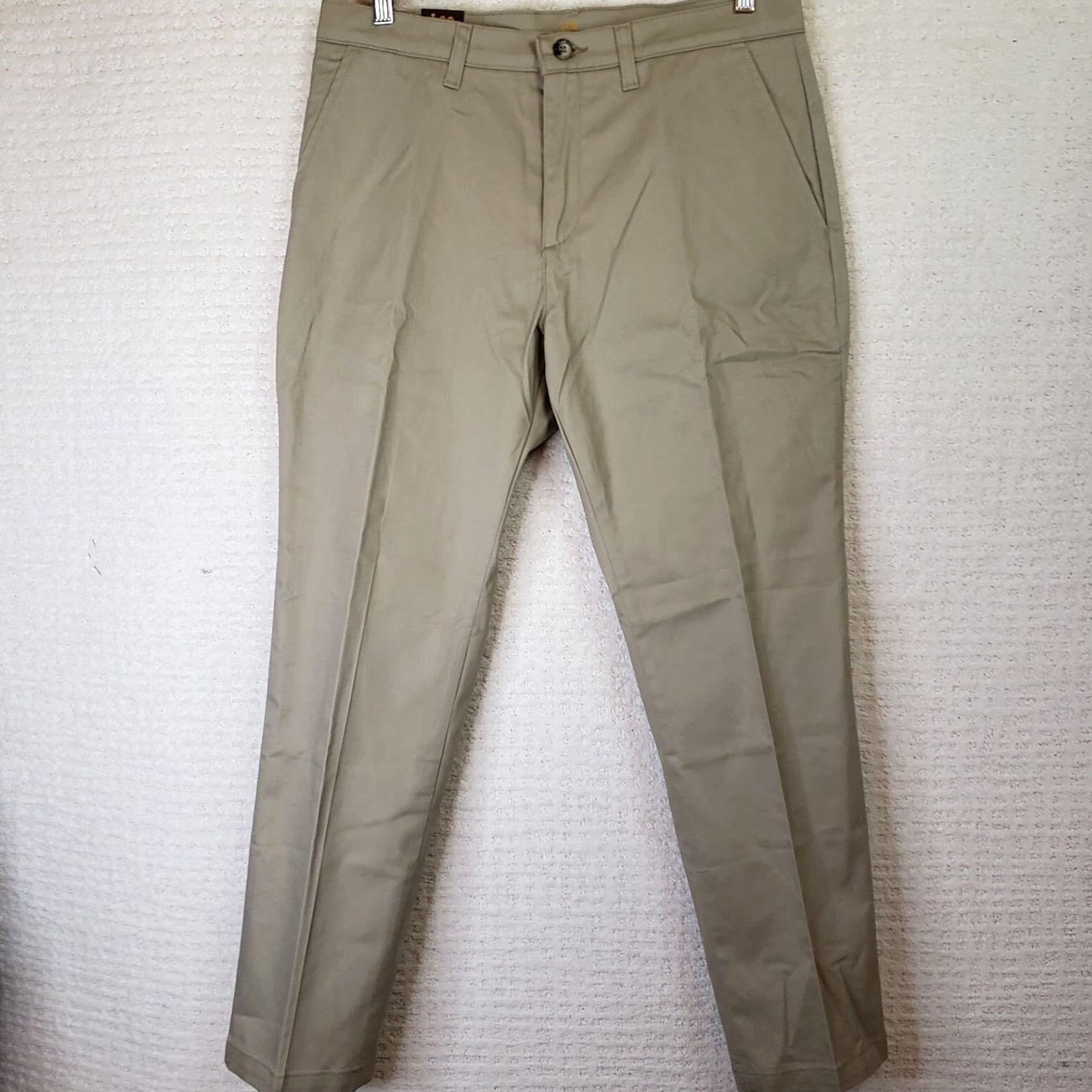 Lee Lee Comfort Stretch Slim Total Freedom Khaki Pants MEN'S 33x30 Slim Fit NWT Size US 33 - 2 Thumbnail