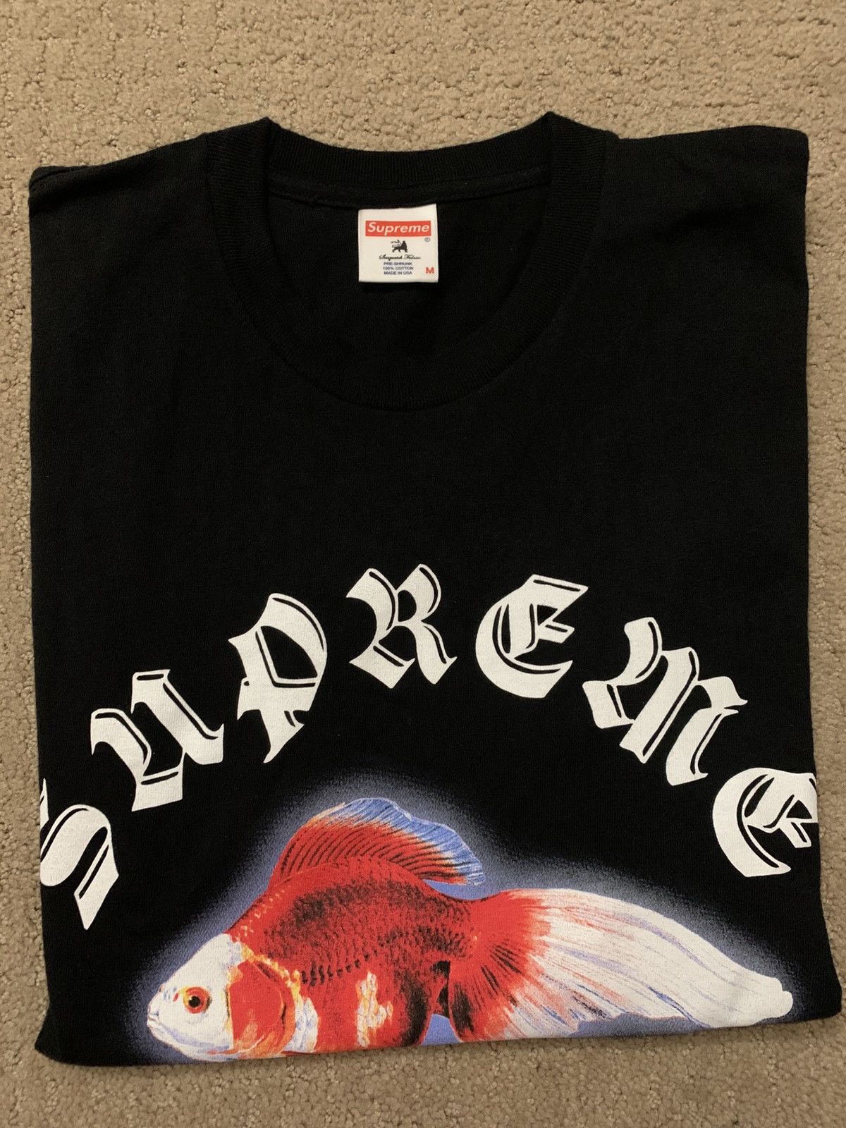 Supreme Supreme Sasquatch Fabrix Goldfish tee Size US M / EU 48-50 / 2 - 1 Thumbnail