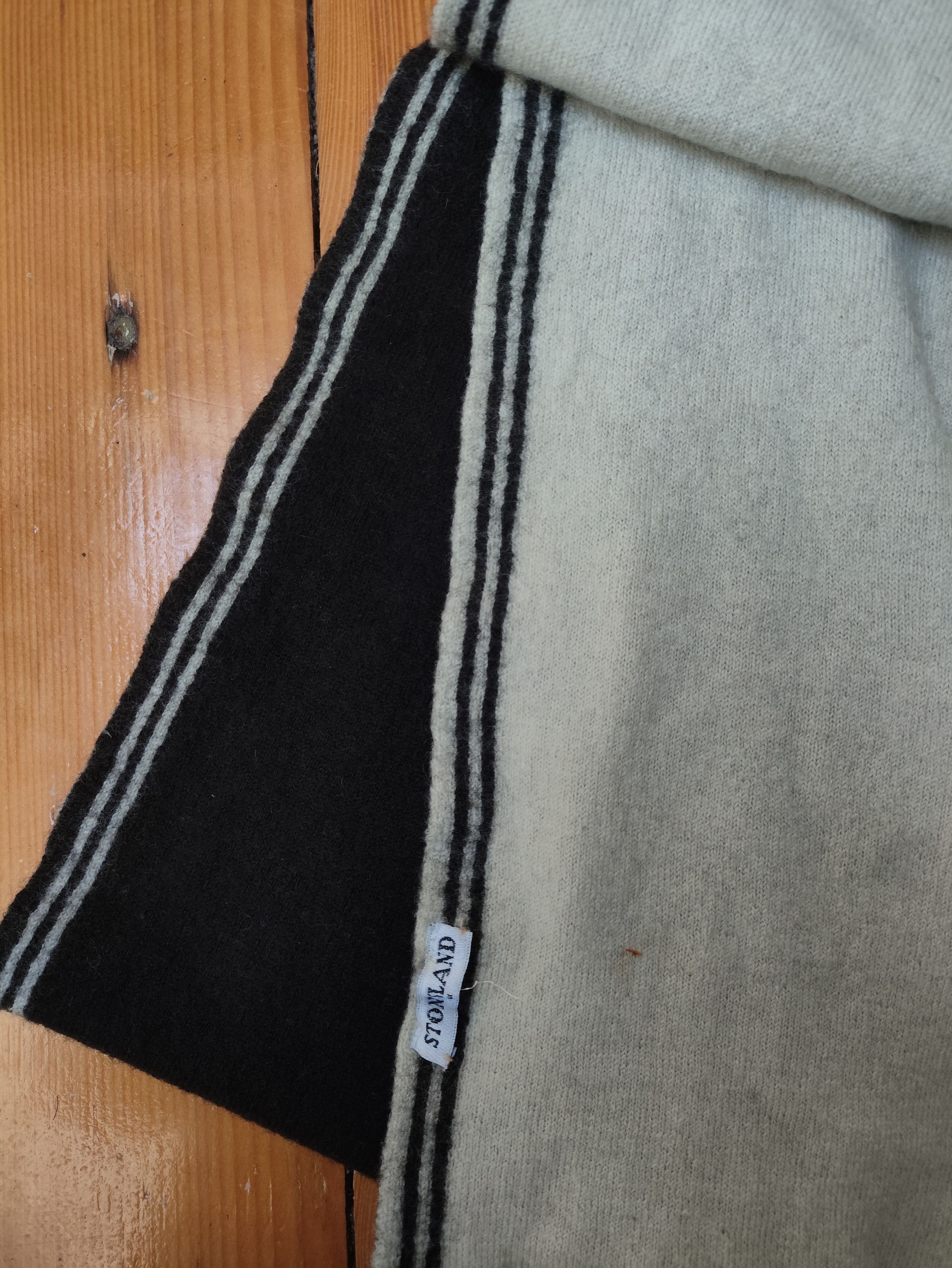 Stone Island × Vintage Vintage wool scarf two toned Black and white stone island Size ONE SIZE - 8 Thumbnail
