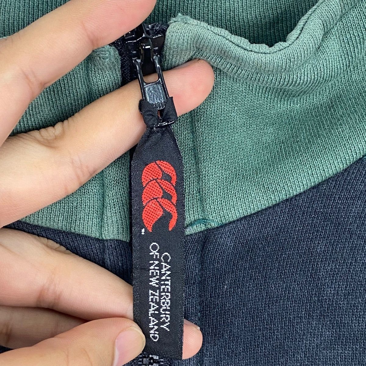 Vintage Vintage Canterbury Of New Zealand Half Zipper Green Size M Size US M / EU 48-50 / 2 - 6 Thumbnail