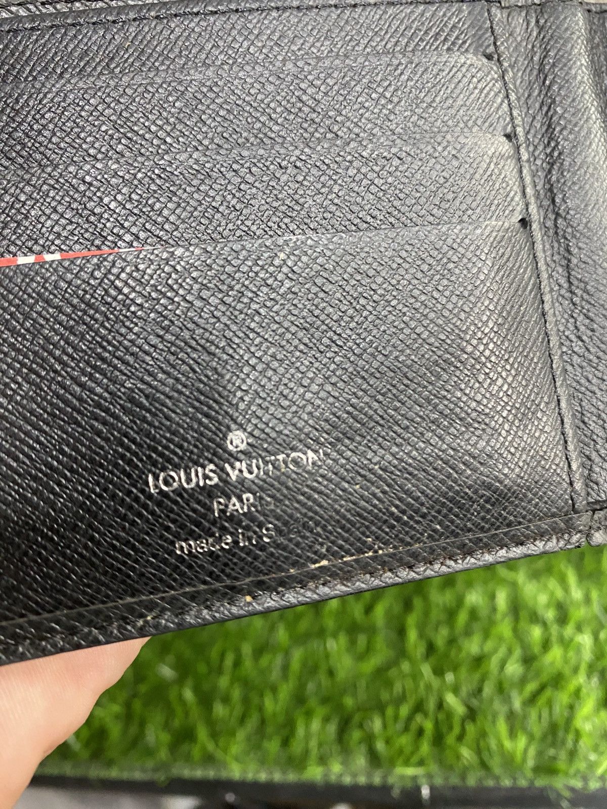 Louis Vuitton LOUIS VUITON Authentic black Leather Size ONE SIZE - 2 Thumbnail