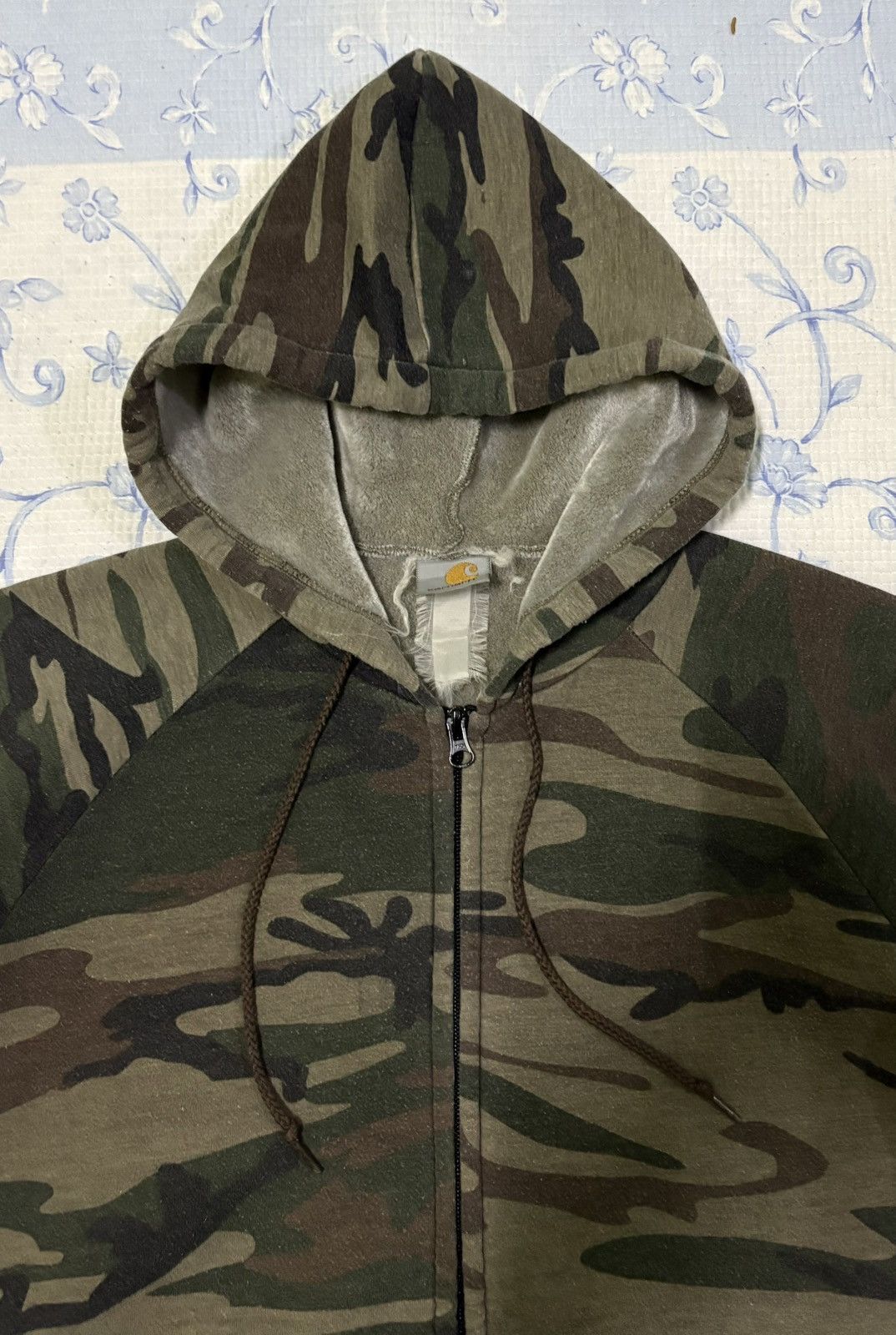 Carhartt Carhartt Camouflage Hoodie Sweater Size US L / EU 52-54 / 3 - 5 Thumbnail