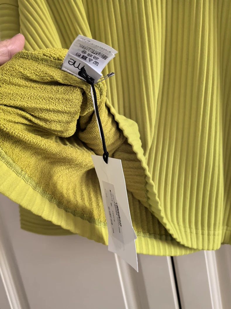 Issey Miyake issey miyake Yellow pleated coat 2506-Nextarrow Size S / US 4 / IT 40 - 5 Thumbnail