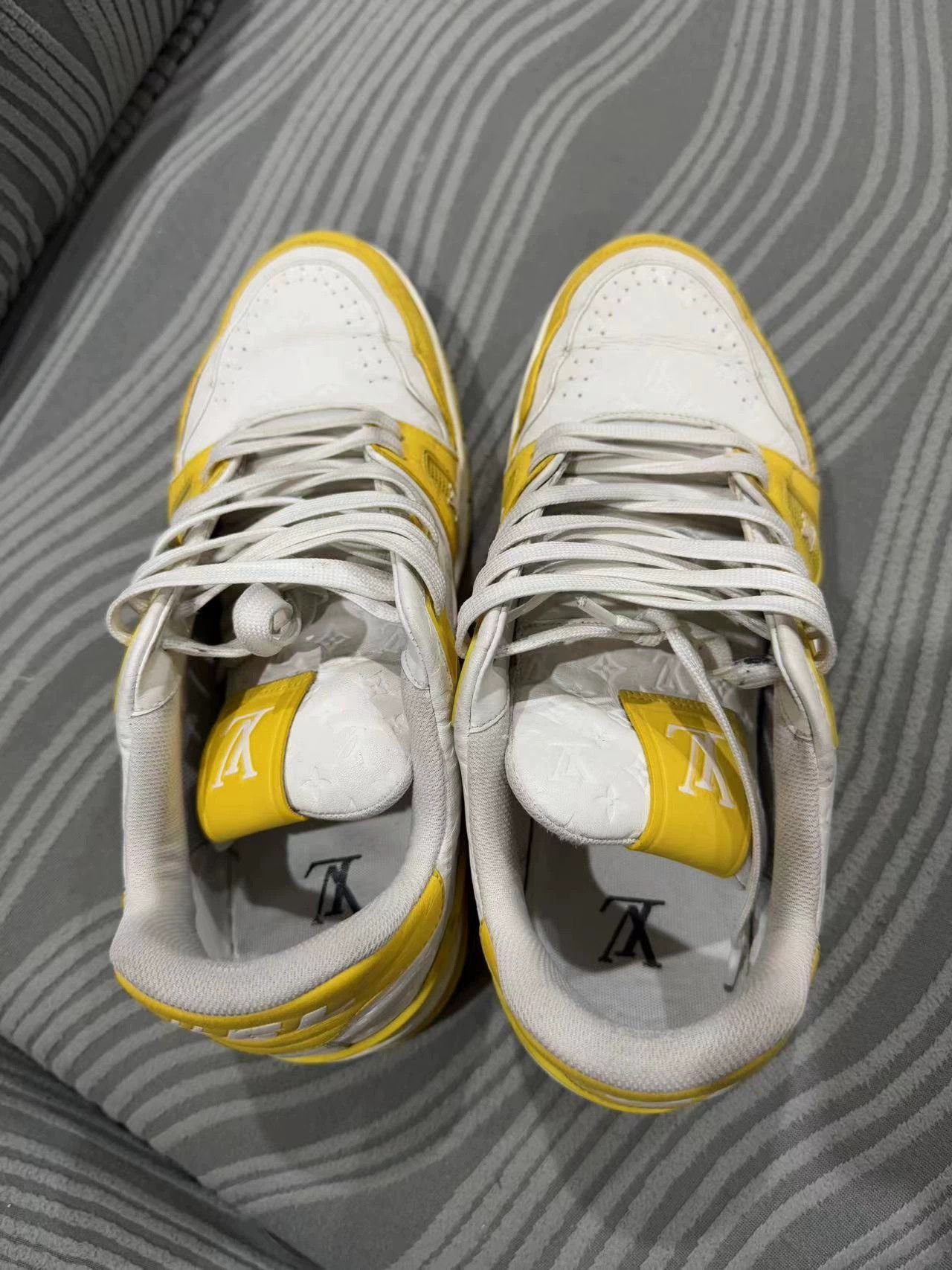 Louis Vuitton LV Sneakers 41.5 Size US 8.5 / EU 41-42 - 2 Thumbnail