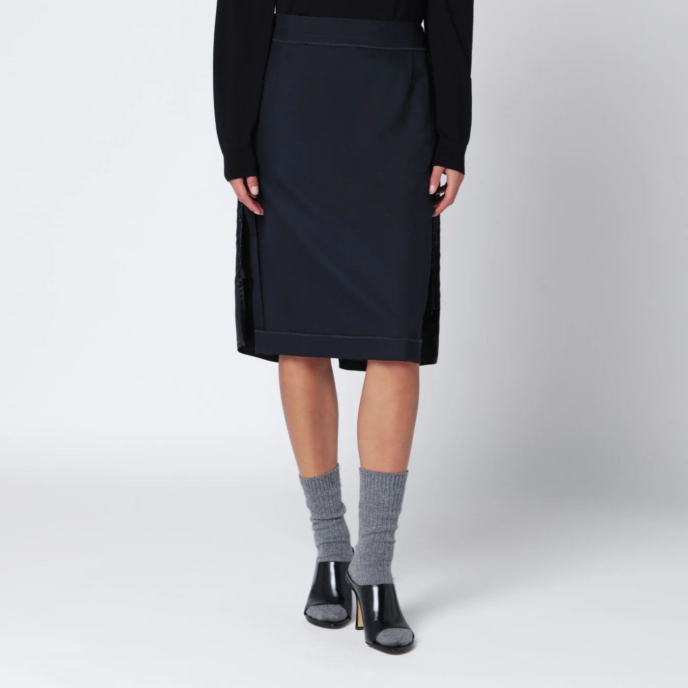 Maison Margiela o1d2blof0426 Satin Side Skirt in Navy Size 27" / US 4 / IT 40 - 1 Thumbnail