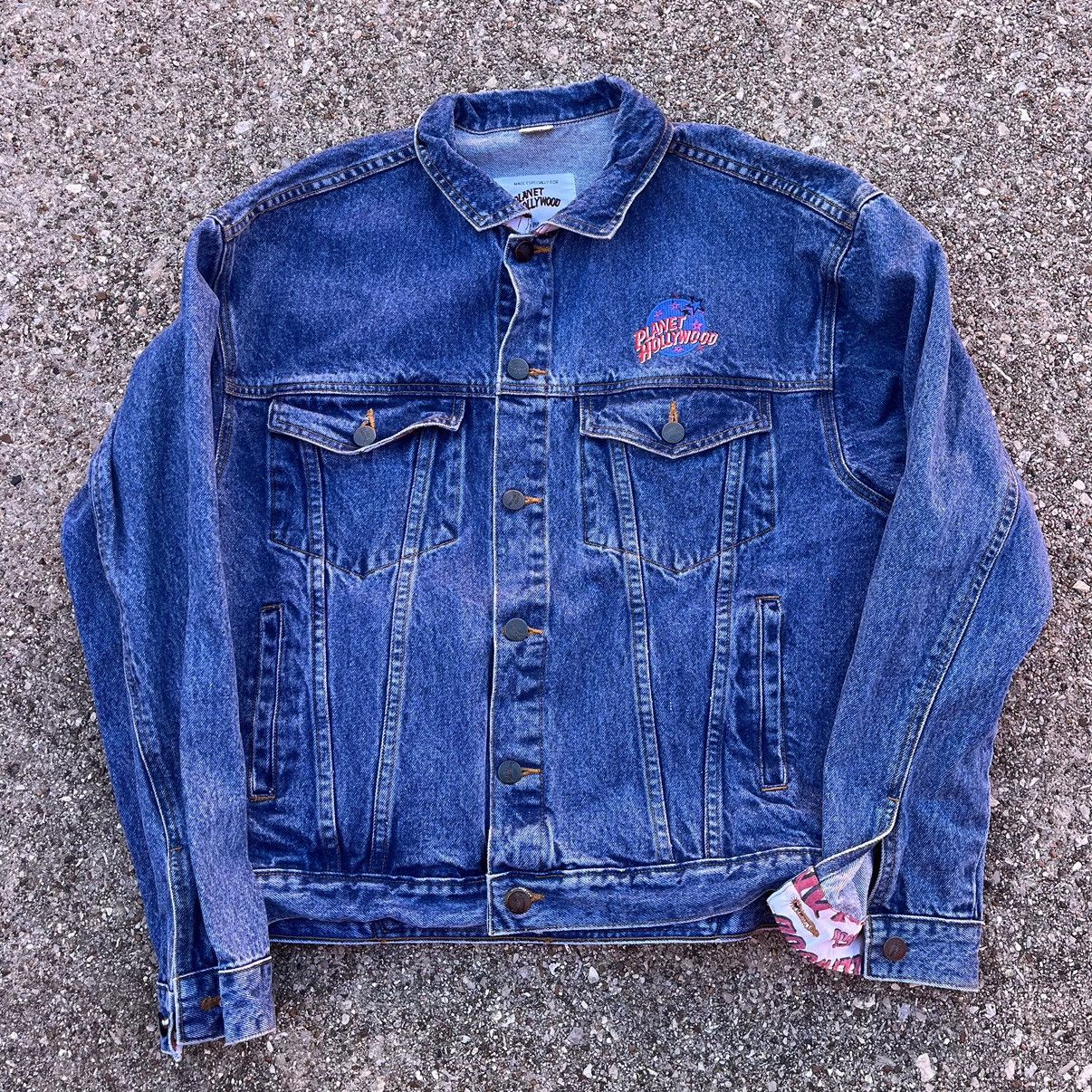Planet Hollywood × Vintage 90s Vintage Dallas Planet Hollywood Denim Jacket Size US M / EU 48-50 / 2 - 2 Thumbnail