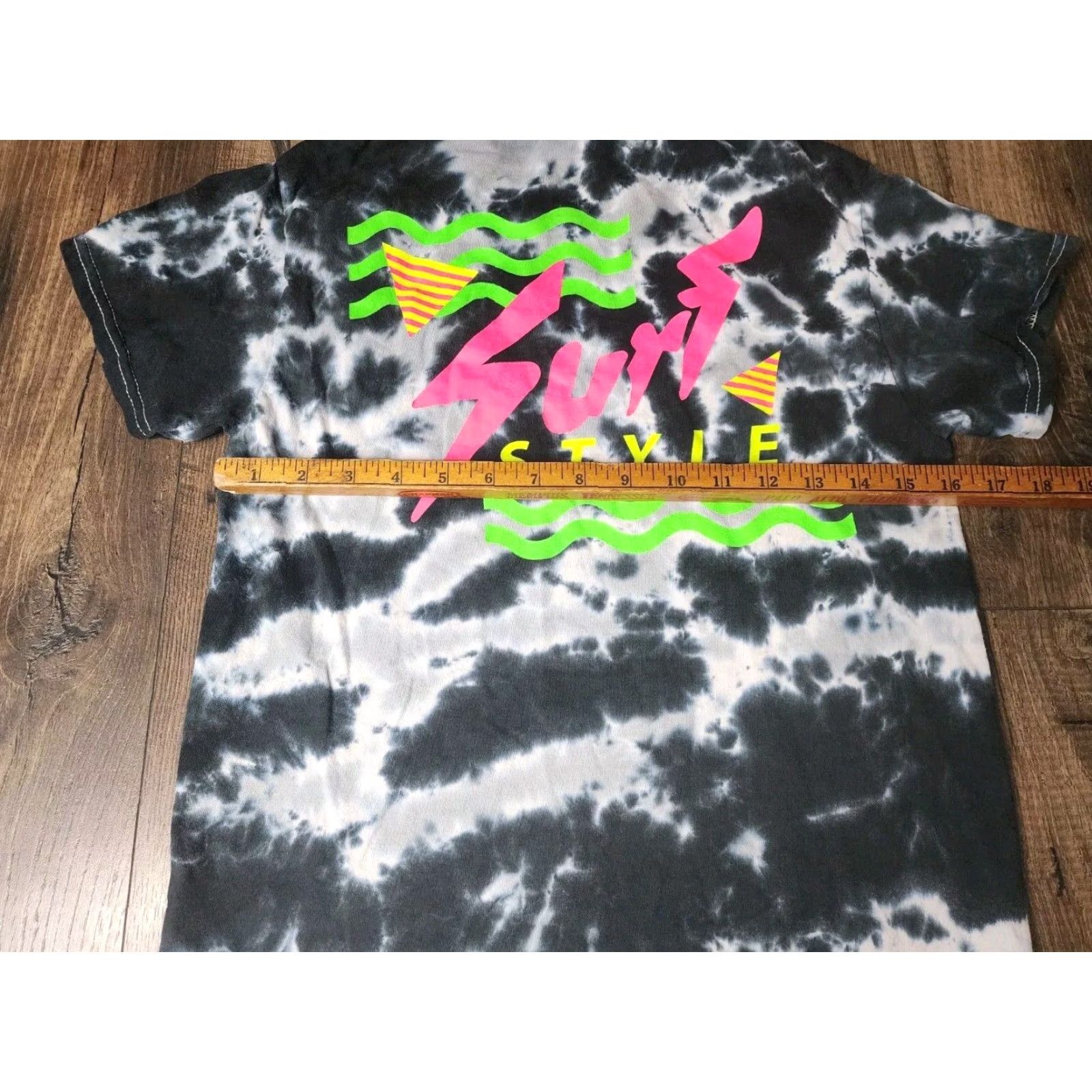 Vintage VINTAGE Surf Style T Shirt Mens S Tie Dye Neon Logo Short Sleeve Crew Neck Black 90s Beach Theme Size US S / EU 44-46 / 1 - 3 Thumbnail