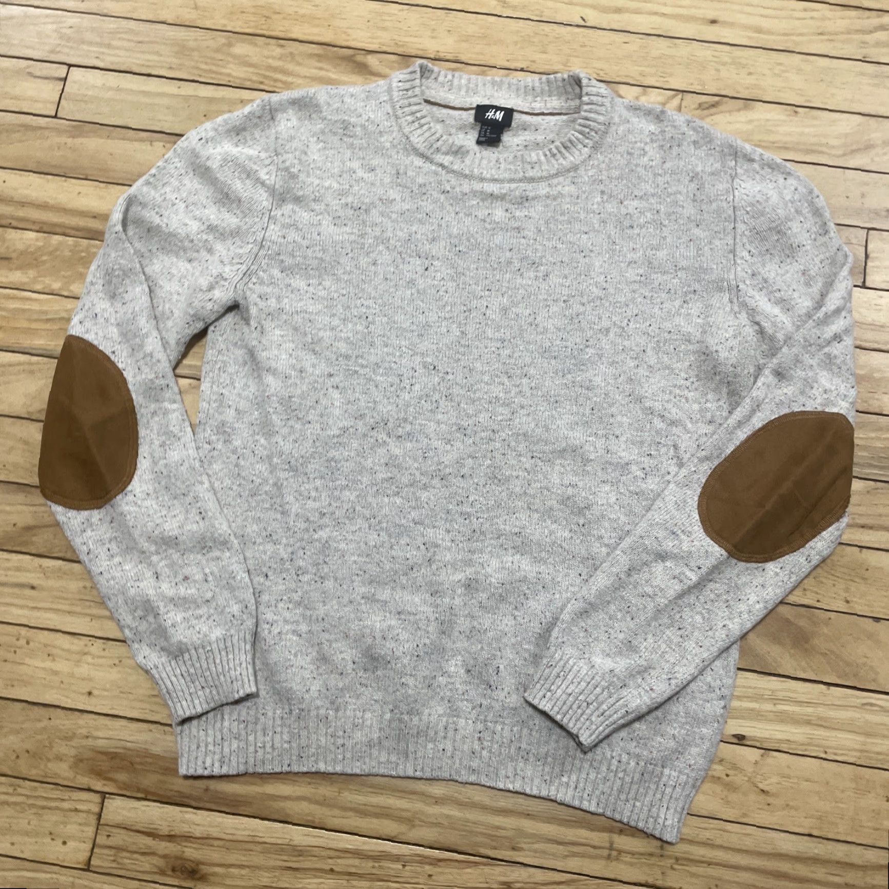 H&M H&M wool sweater Men M Elbow Patches Beige Cream Western capsule Knit Sweater Regular Size M Mens Pullover Casual Fall/Winter Size US M / EU 48-50 / 2 - 3 Thumbnail