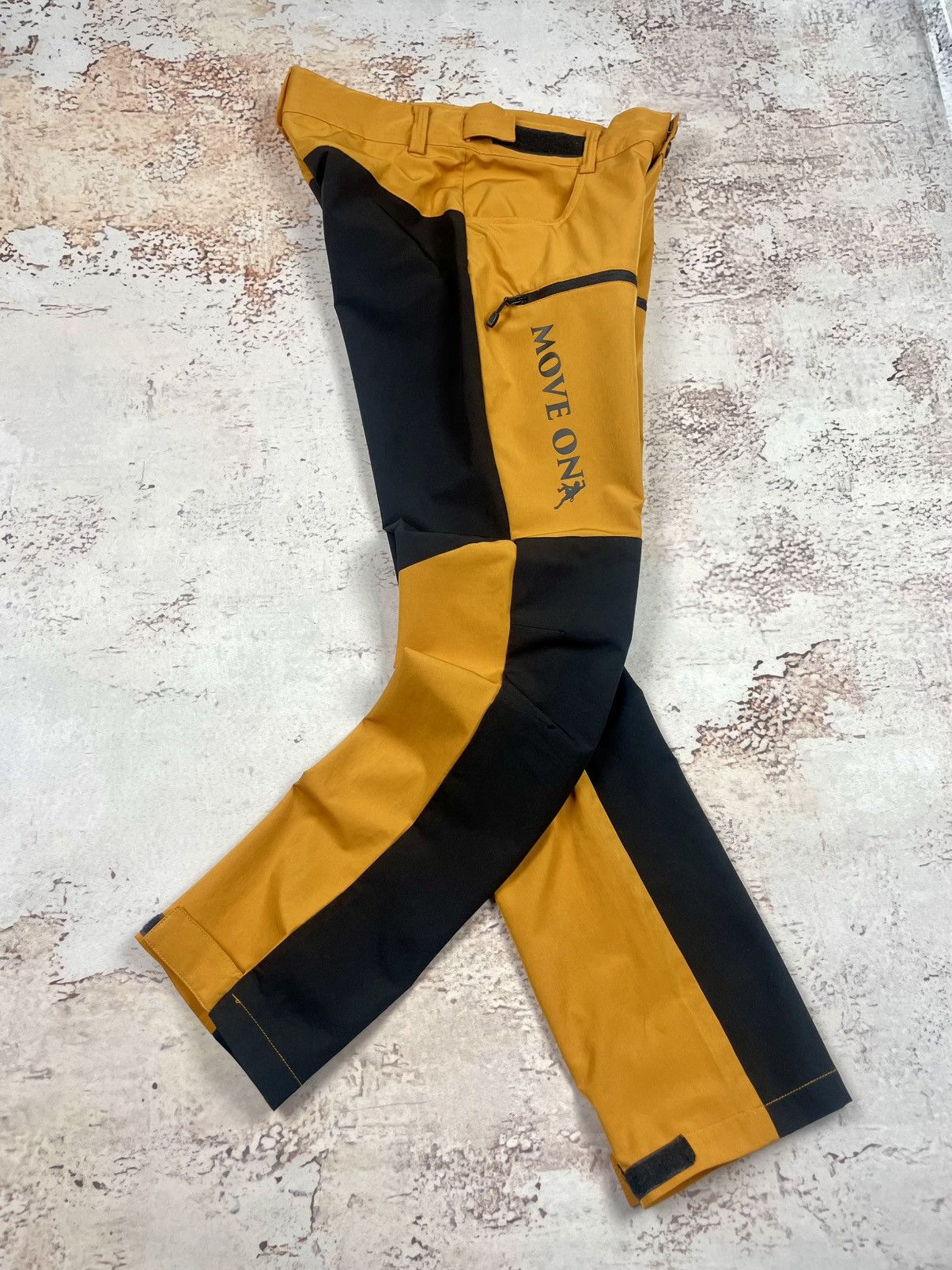Other Move On 36-S Women’s Pants Black/Yellow, Hiking Trekking eg Size 27" / US 4 / IT 40 - 1 Thumbnail