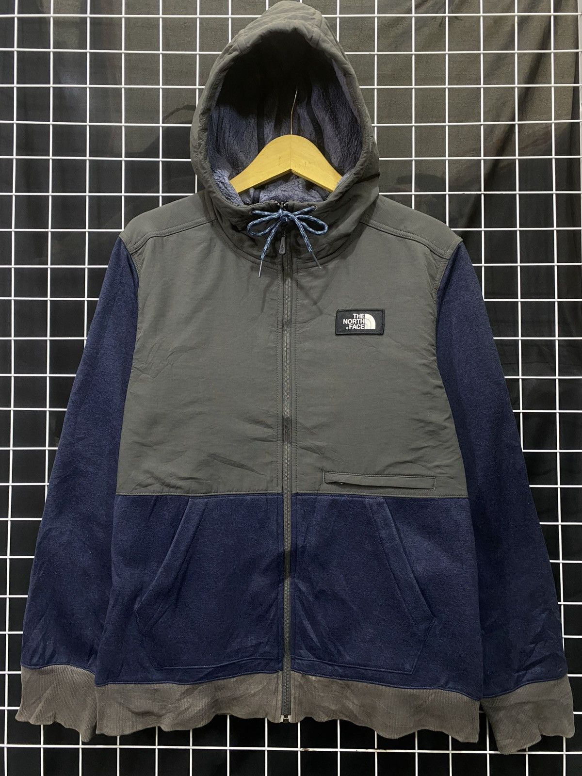 The North Face Tundra Fleece Jacket TNF