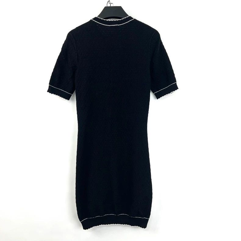 Chanel Chanel Badge stud bead embroidery knitted short-sleeved dr Size XXS / US 00 / IT 34 - 2 Thumbnail